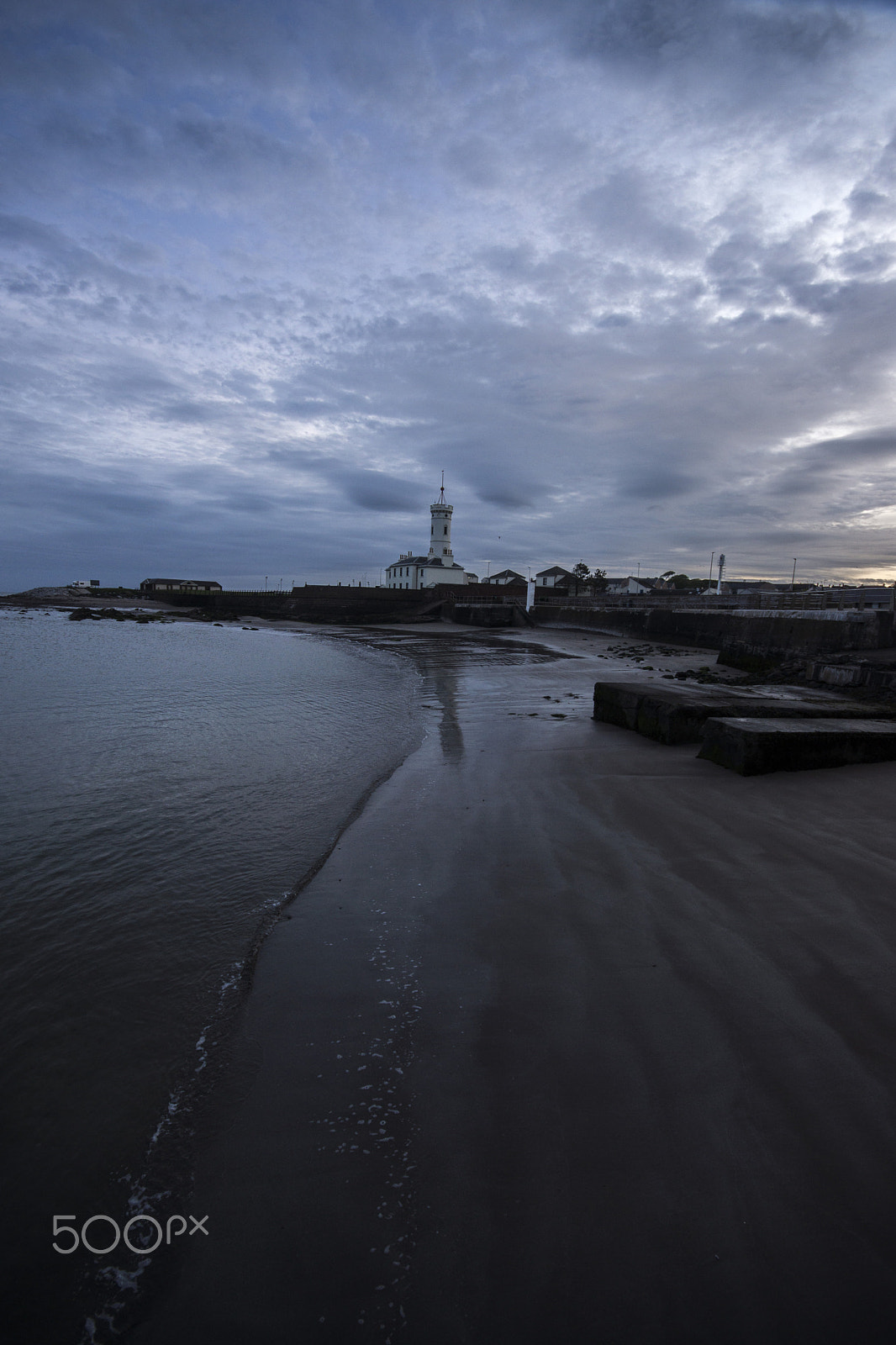 Sigma AF 10-20mm F4-5.6 EX DC sample photo. Signal tower twilight photography