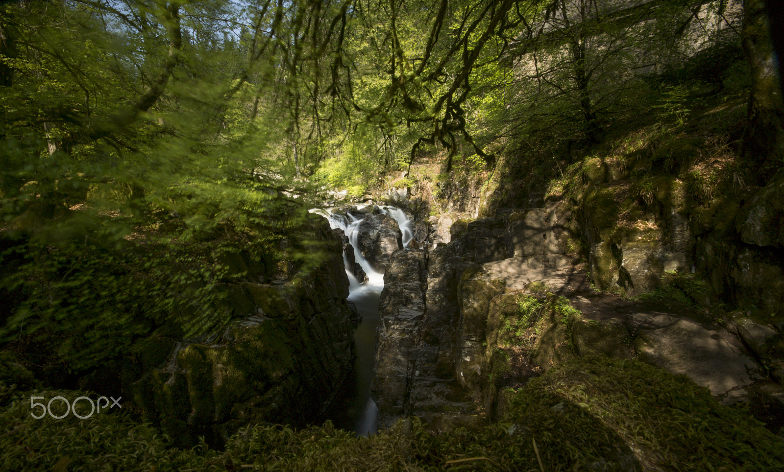 Sigma AF 10-20mm F4-5.6 EX DC sample photo. Hermitage waterfall photography