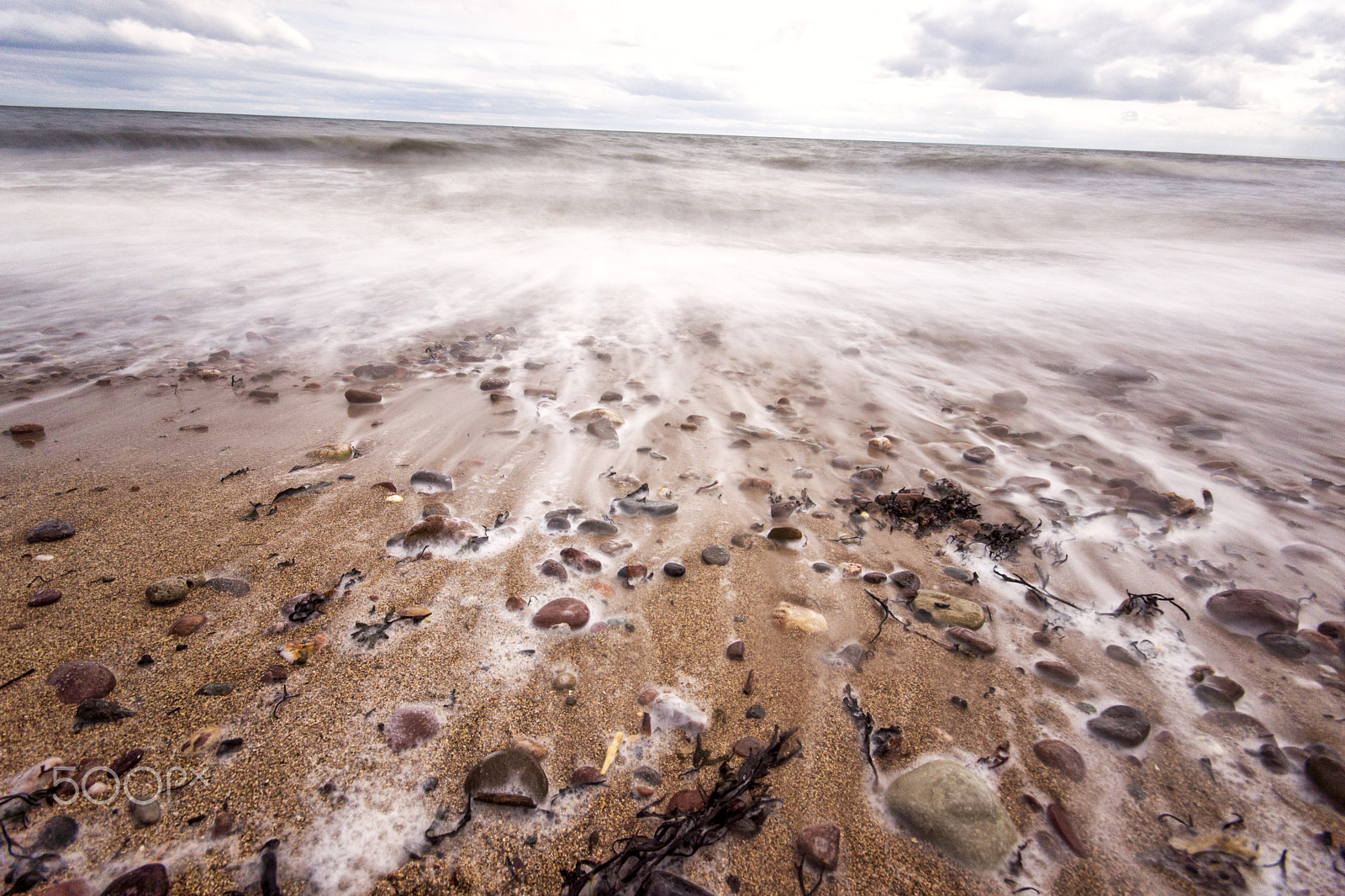 Sigma AF 10-20mm F4-5.6 EX DC sample photo. Retreating sea photography