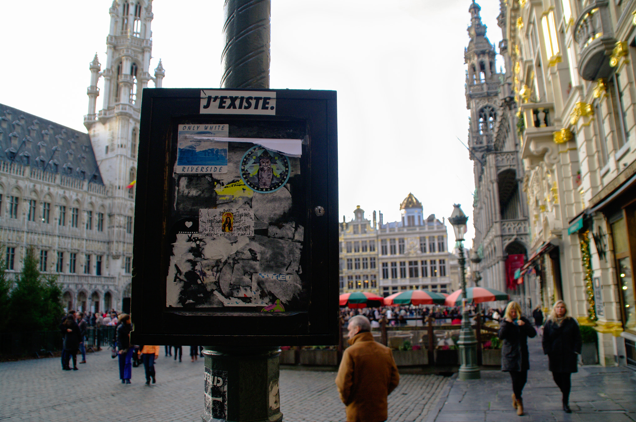 Tamron AF 18-200mm F3.5-6.3 XR Di II LD Aspherical (IF) Macro sample photo. Brussels way of life. photography