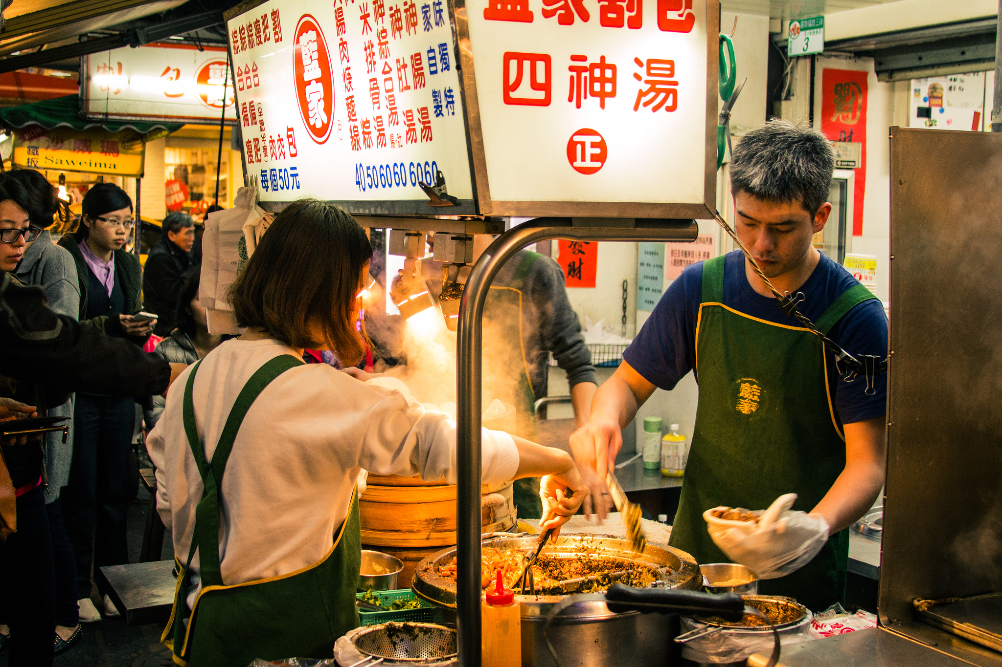Canon EF 28-135mm F3.5-5.6 IS USM sample photo. Serving food photography