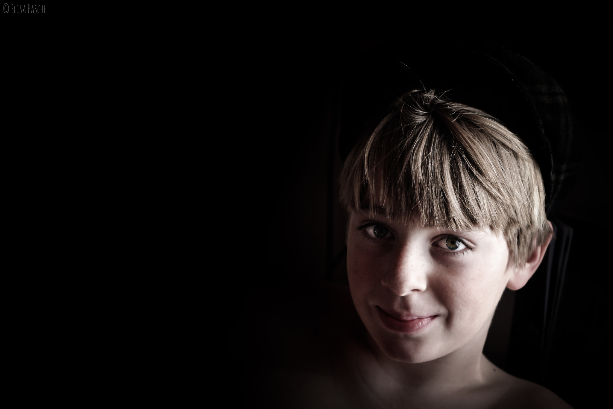 Canon EF 28-105mm f/3.5-4.5 USM sample photo. Little brother photography