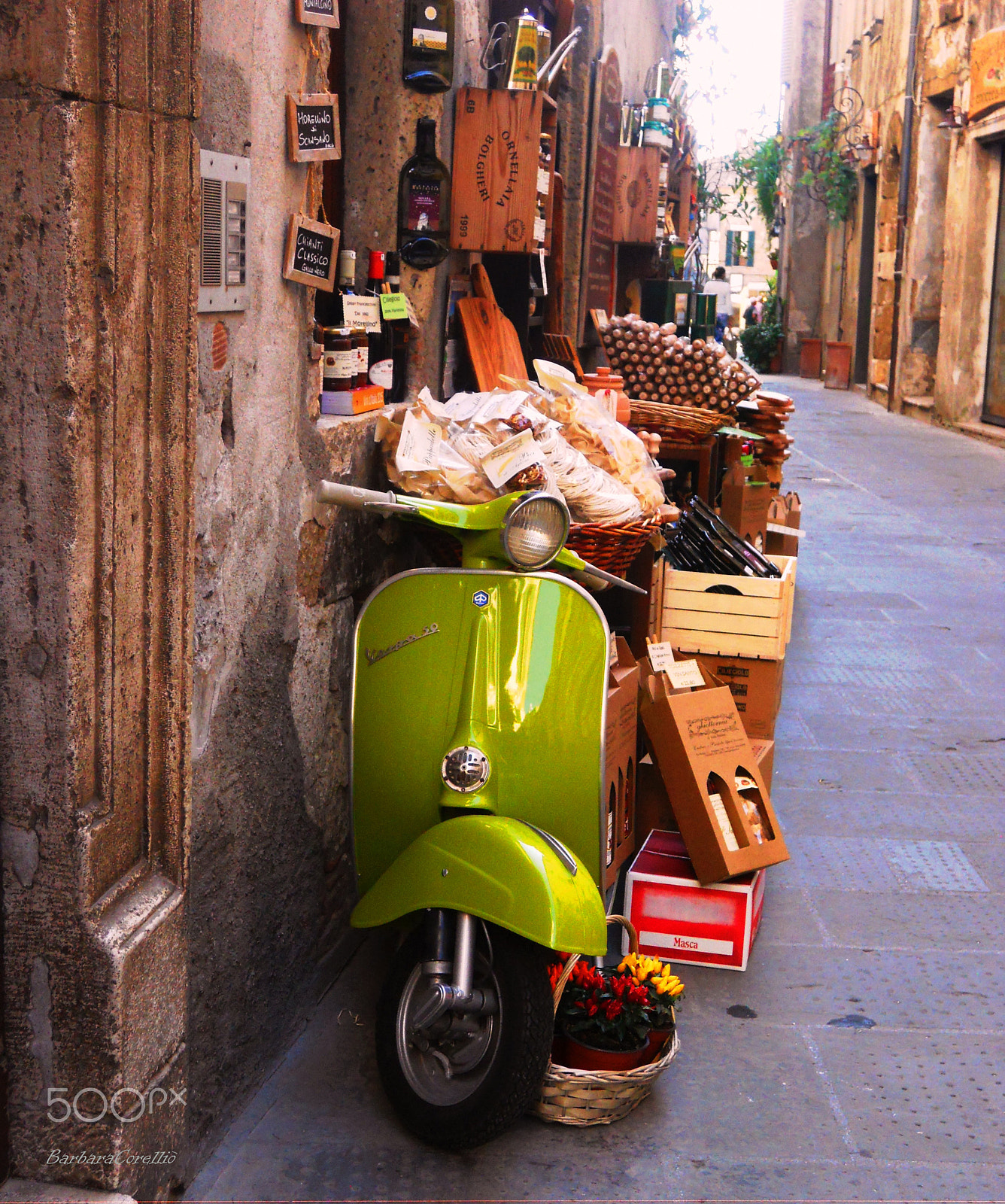 Nikon Coolpix S570 sample photo. Vespa e altro photography