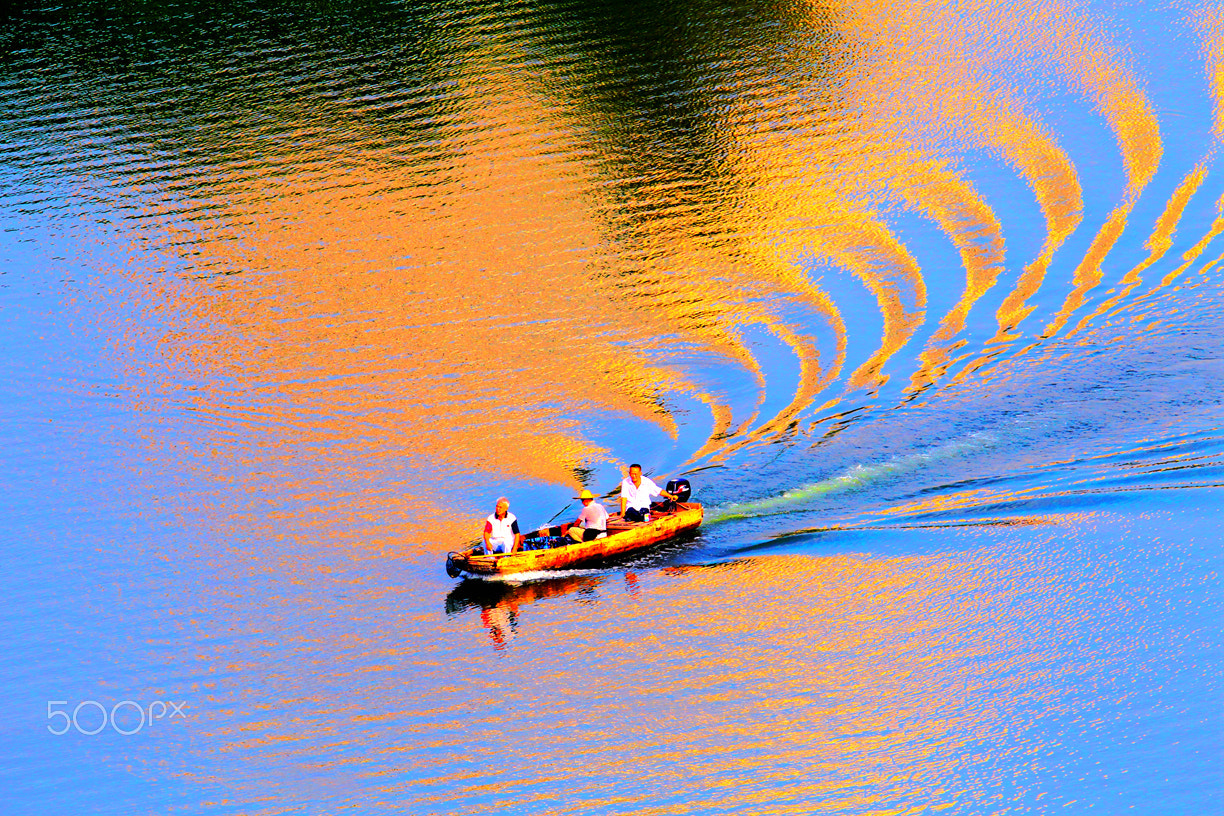 Canon EF 200mm F2.8L II USM sample photo. Sail in morninglight photography