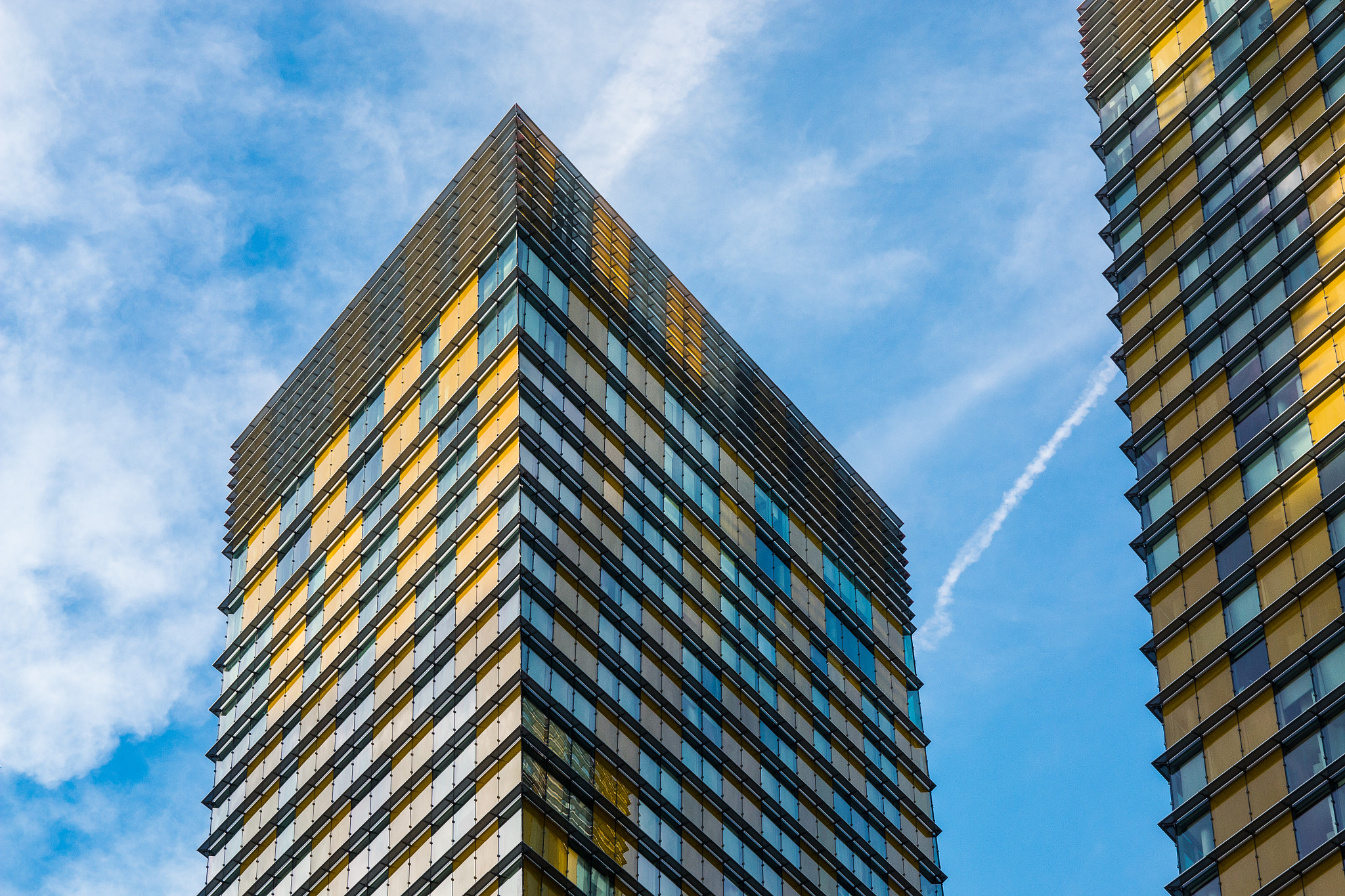 Canon EOS 70D + Sigma 18-50mm f/2.8 Macro sample photo. Lv hotel photography