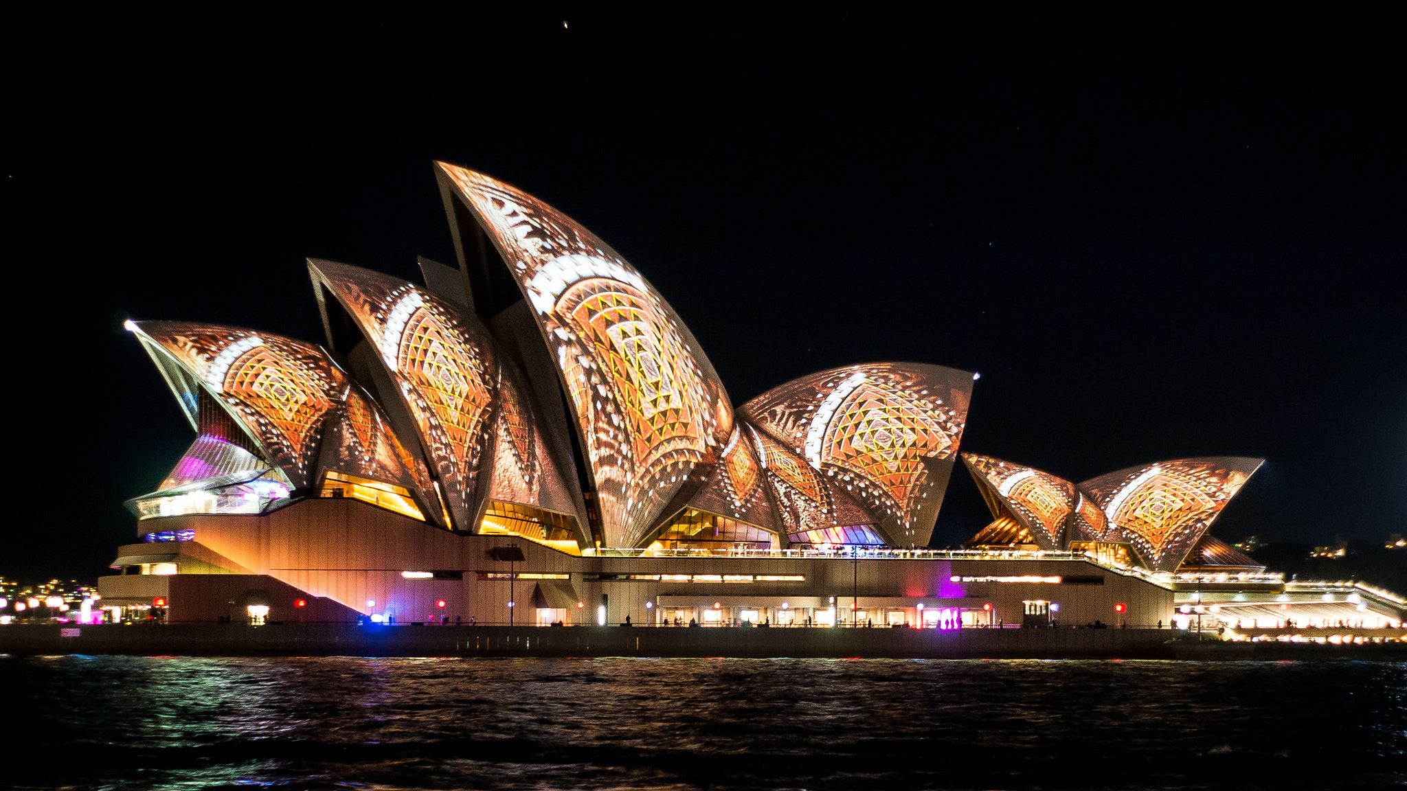 Sony a99 II + Minolta AF 50mm F1.7 sample photo. Vivid sydney 2016 11 photography