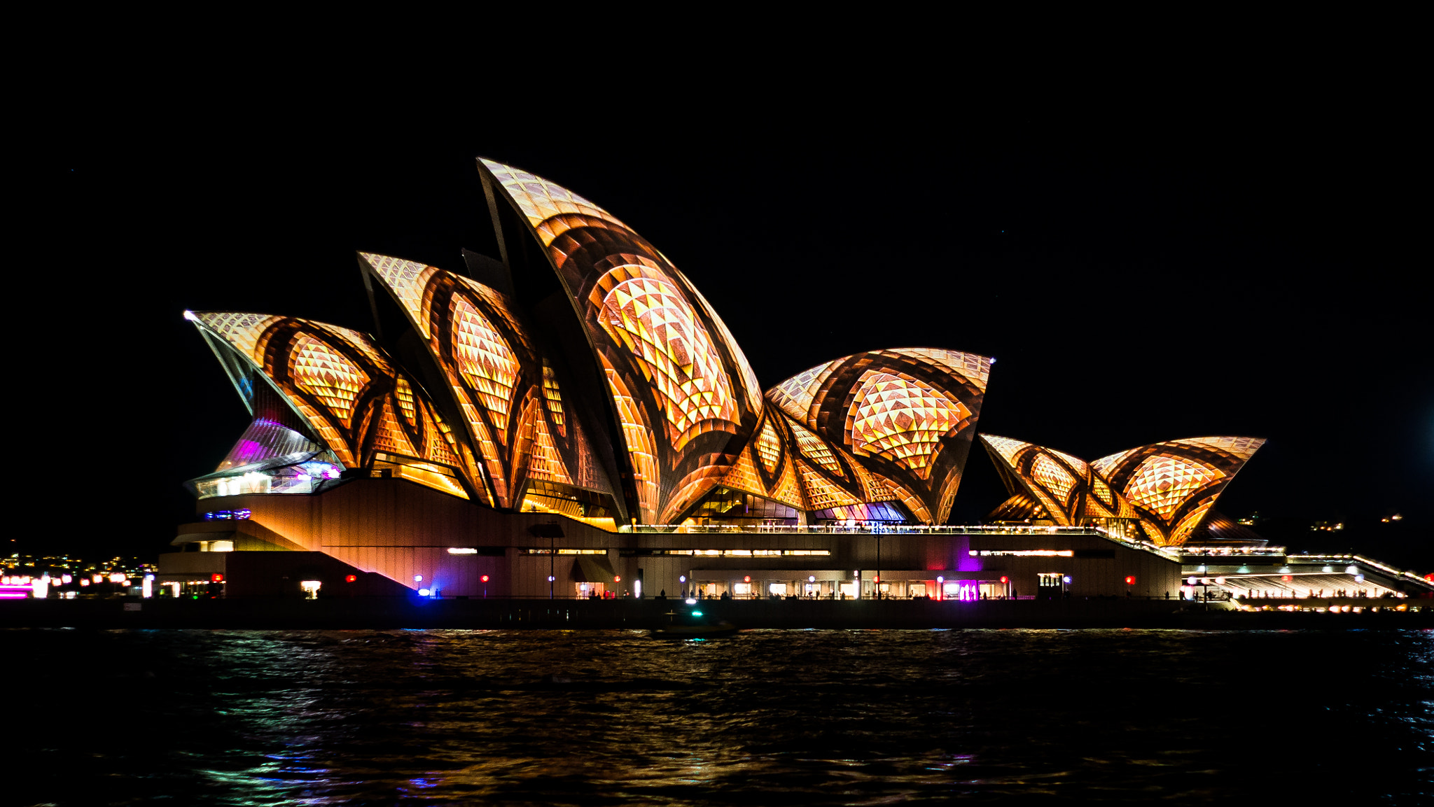 Sony a99 II + Minolta AF 50mm F1.7 sample photo. Vivid sydney 2016 12 photography