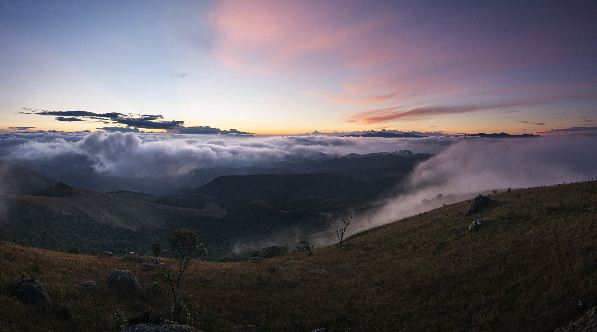 Panasonic Lumix DMC-GX7 + OLYMPUS M.12mm F2.0 sample photo. Serra da bocaina em são josé do barreiro photography