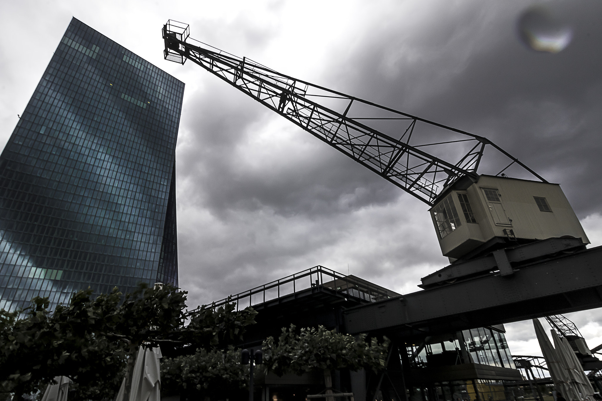 Tokina AT-X Pro 12-24mm F4 (IF) DX sample photo. Frankfurt ezb photography
