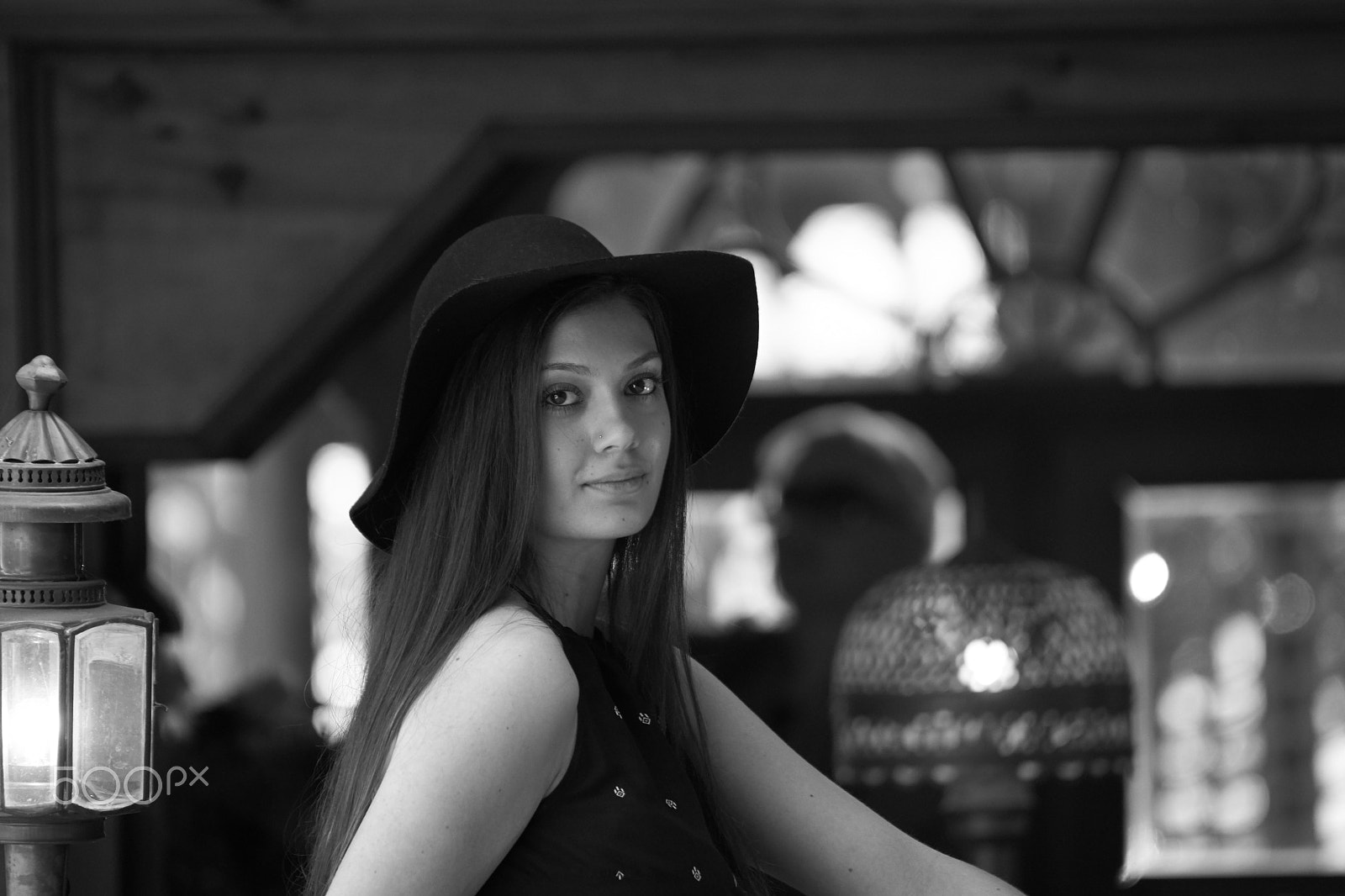 Minolta AF 300mm F2.8 HS-APO G sample photo. Lisa's photoshoot photography