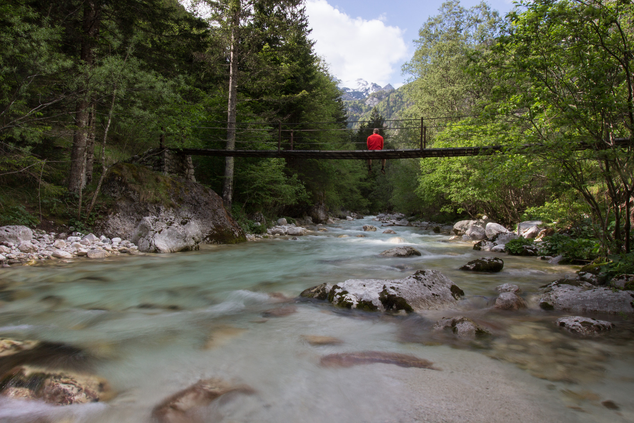 Canon EF-S 10-18mm F4.5–5.6 IS STM sample photo. Suspension bridge photography