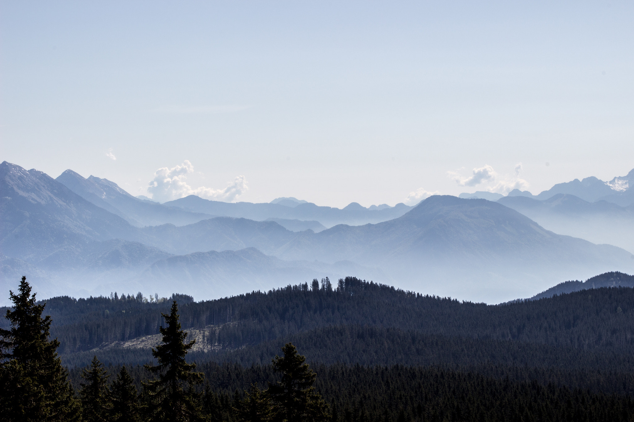 Canon EF 80-200mm f/4.5-5.6 USM sample photo. The mountains are beathing photography