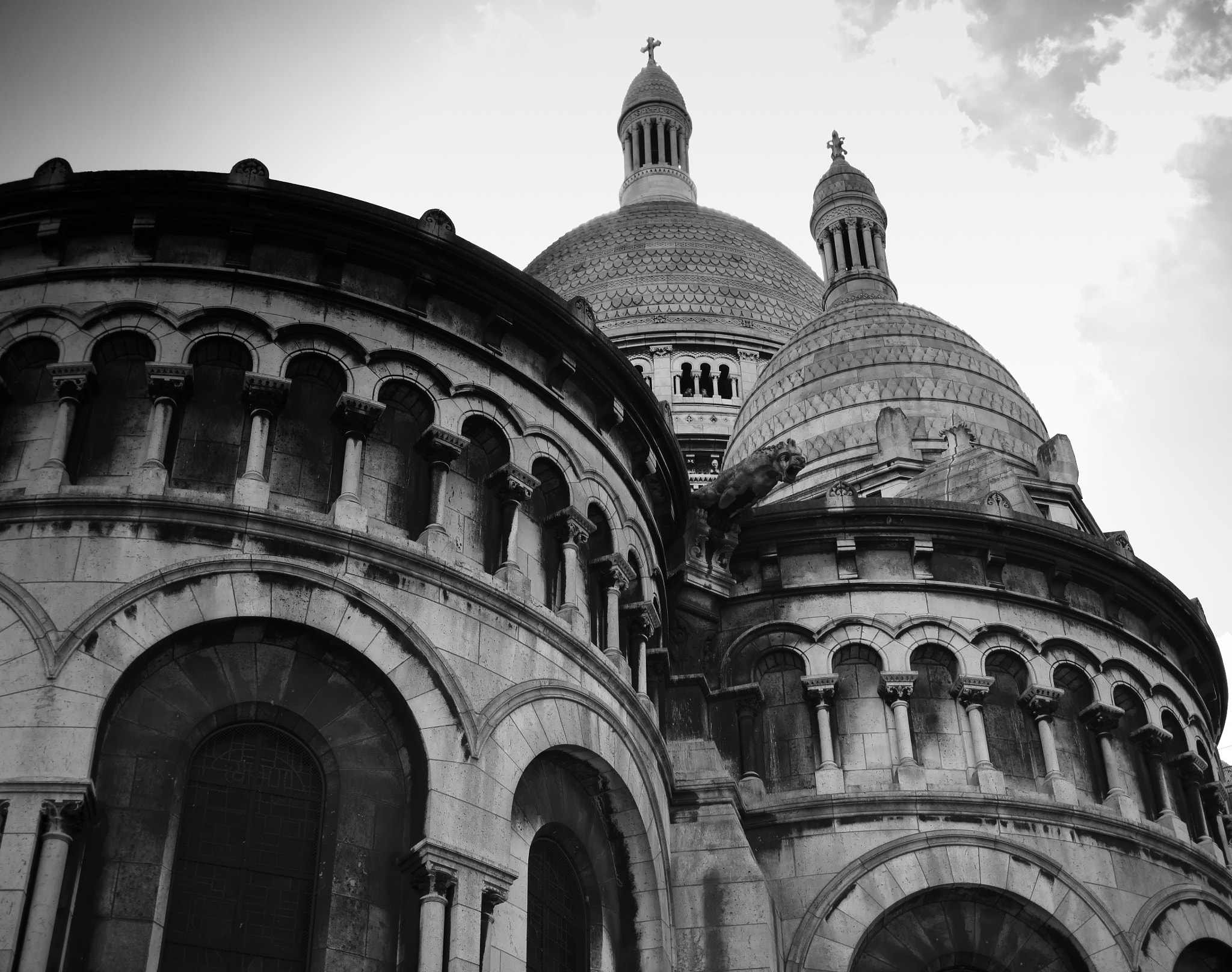 Olympus OM-D E-M10 + Olympus M.Zuiko Digital 25mm F1.8 sample photo. Sacre coeur photography