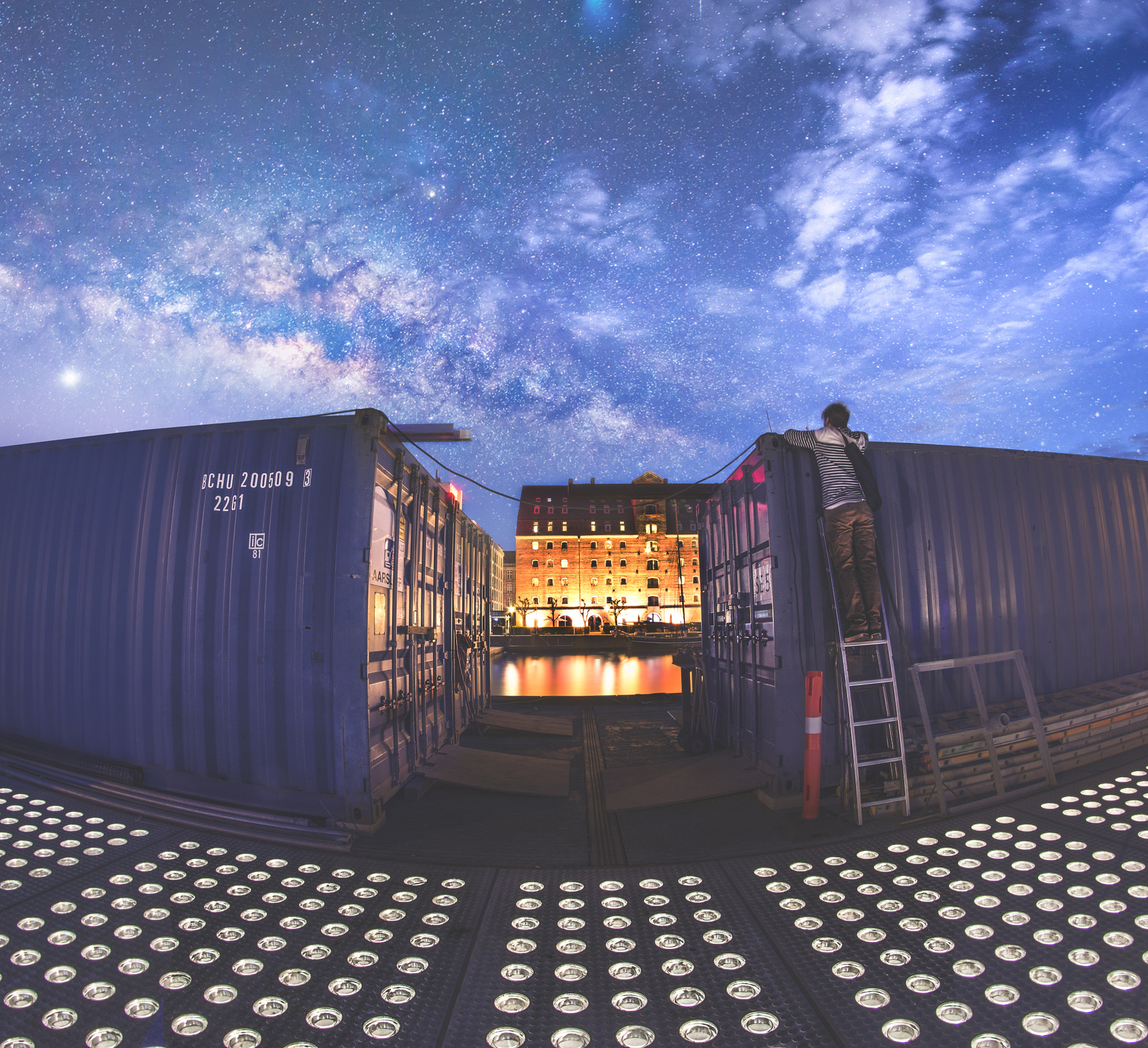 Nikon D7200 + Samyang 8mm F3.5 Aspherical IF MC Fisheye sample photo. Dreamy night  photography