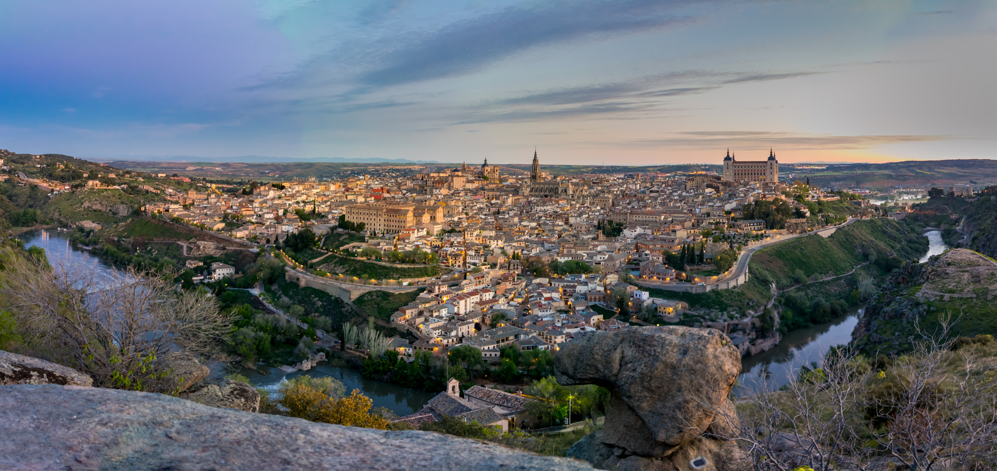 Samsung NX300 + Samsung NX 30mm F2 Pancake sample photo. Toledo at dawn photography