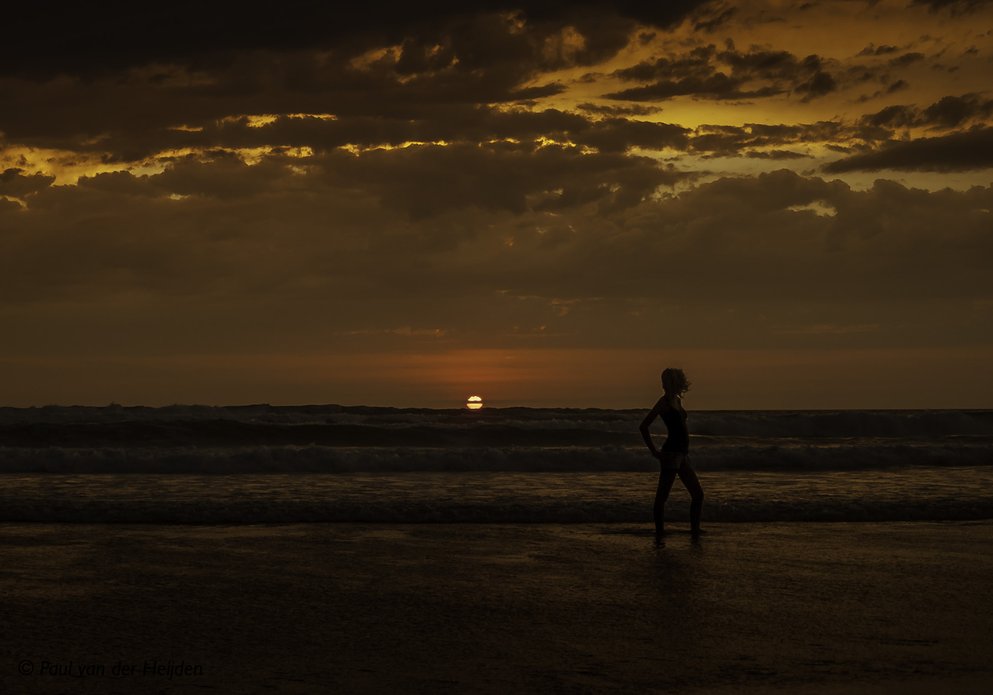 AF Zoom-Nikkor 28-80mm f/3.3-5.6G sample photo. Sunset photography