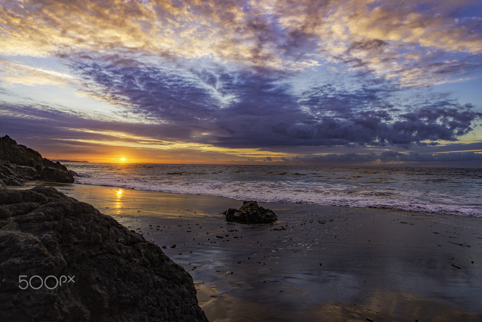 Nikon D610 + Sigma 12-24mm F4.5-5.6 EX DG Aspherical HSM sample photo. Leo carrillo sunrise photography