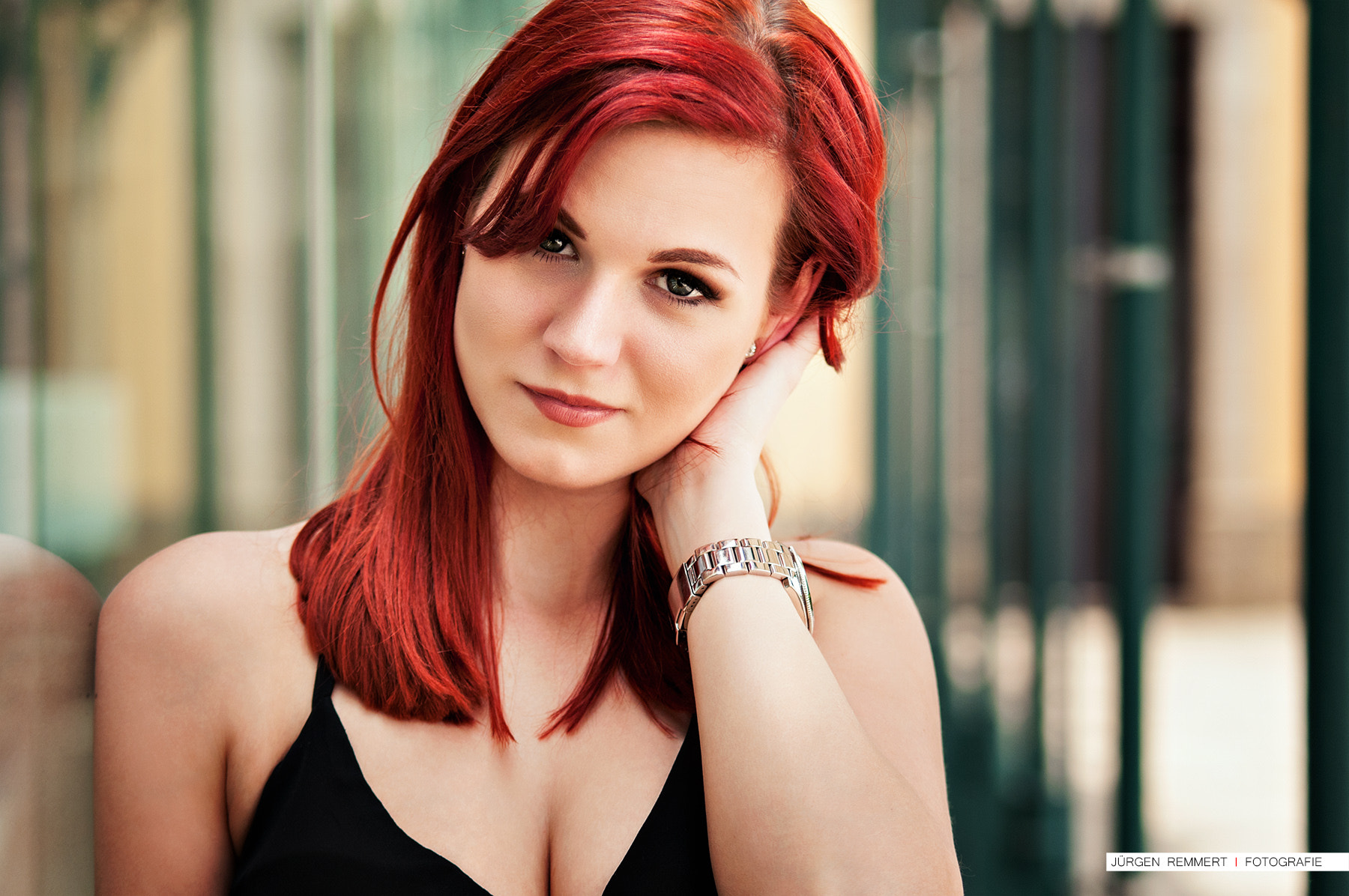 Sigma 50-150mm F2.8 EX APO DC HSM sample photo. ... wal of glas ... photography