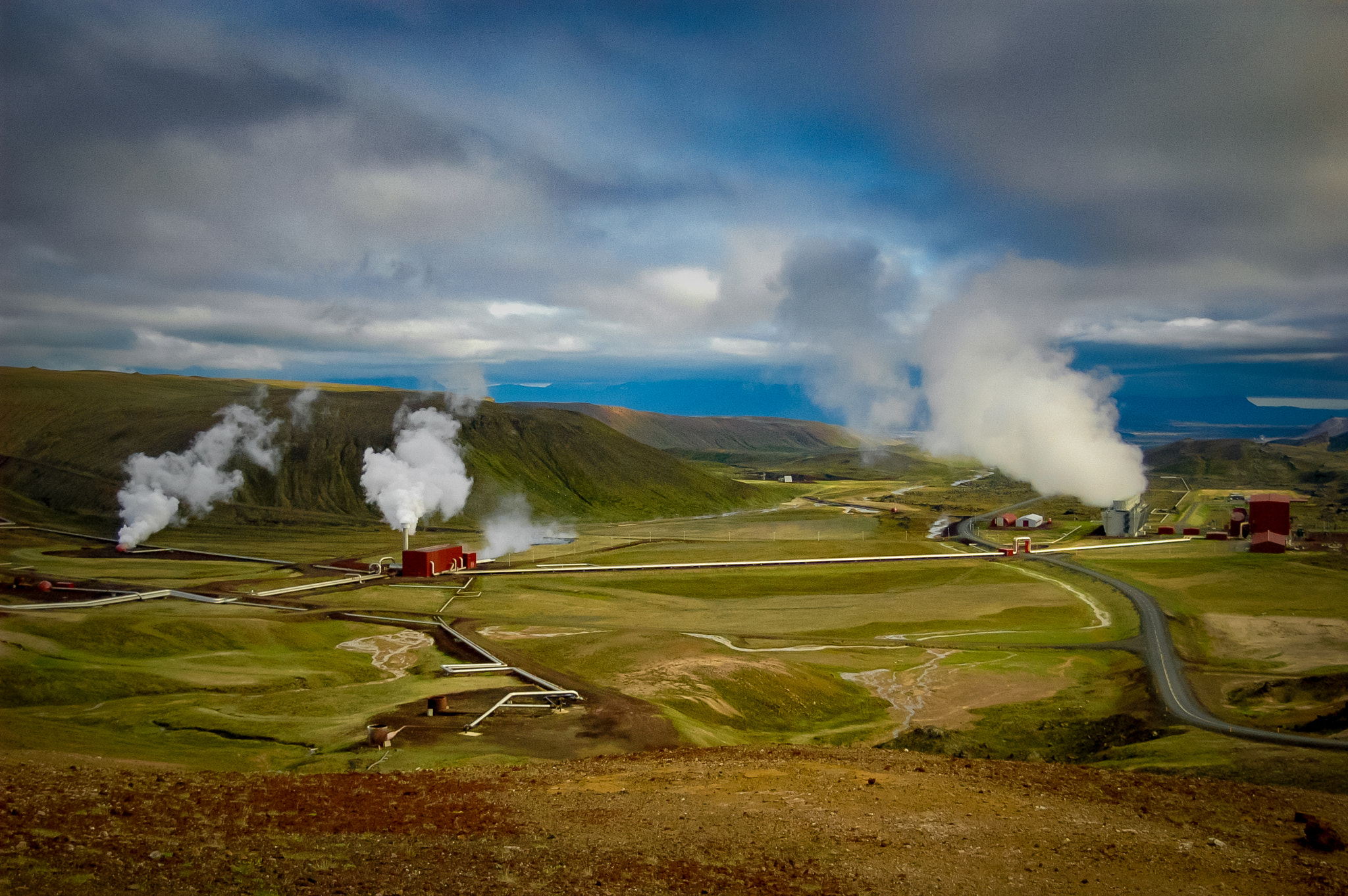 AF Zoom-Nikkor 28-80mm f/3.5-5.6D sample photo. Geothermal power plant photography