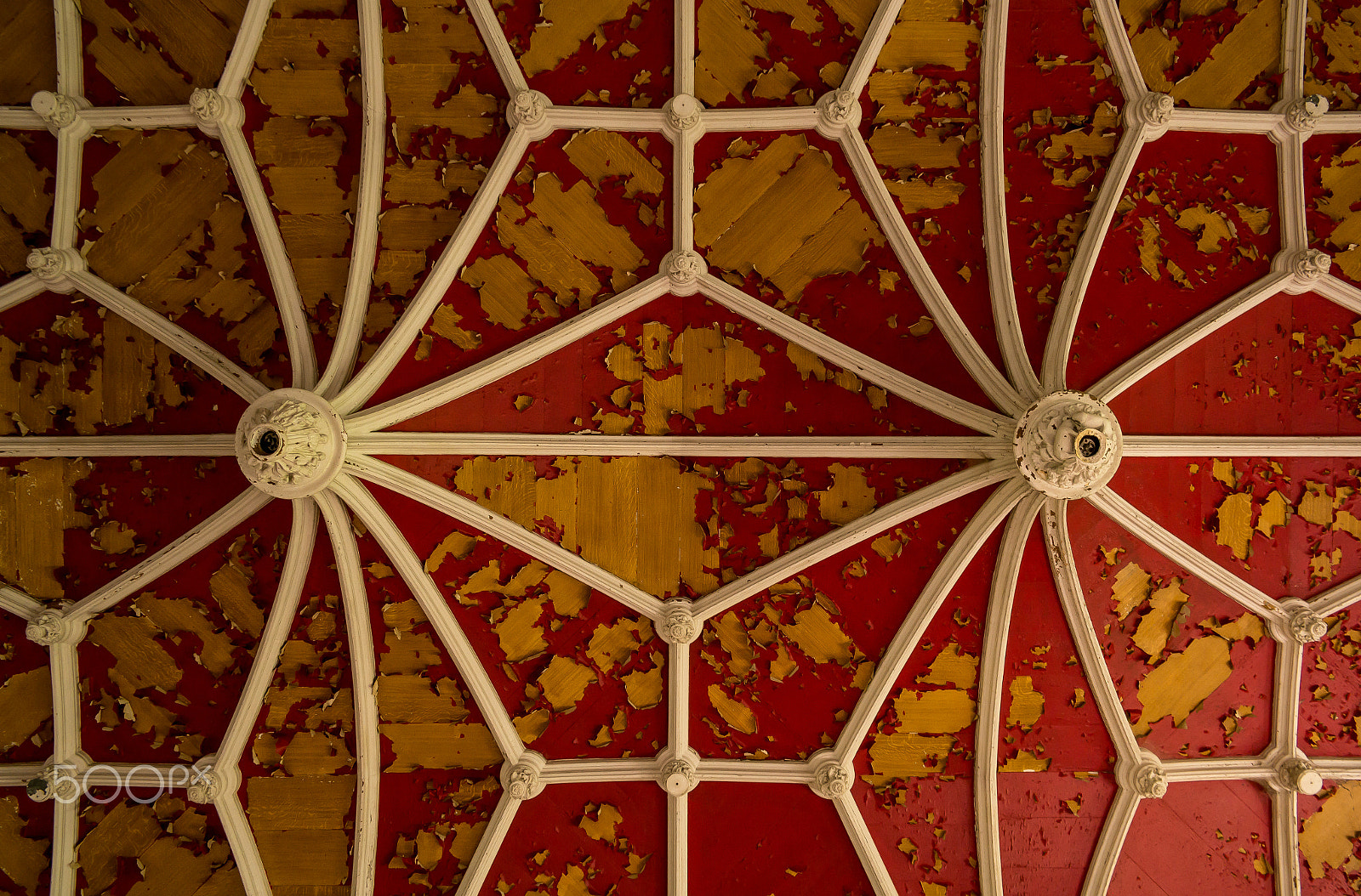 Samsung NX 18-200mm F3.5-6.3 ED OIS sample photo. Symmetry photography