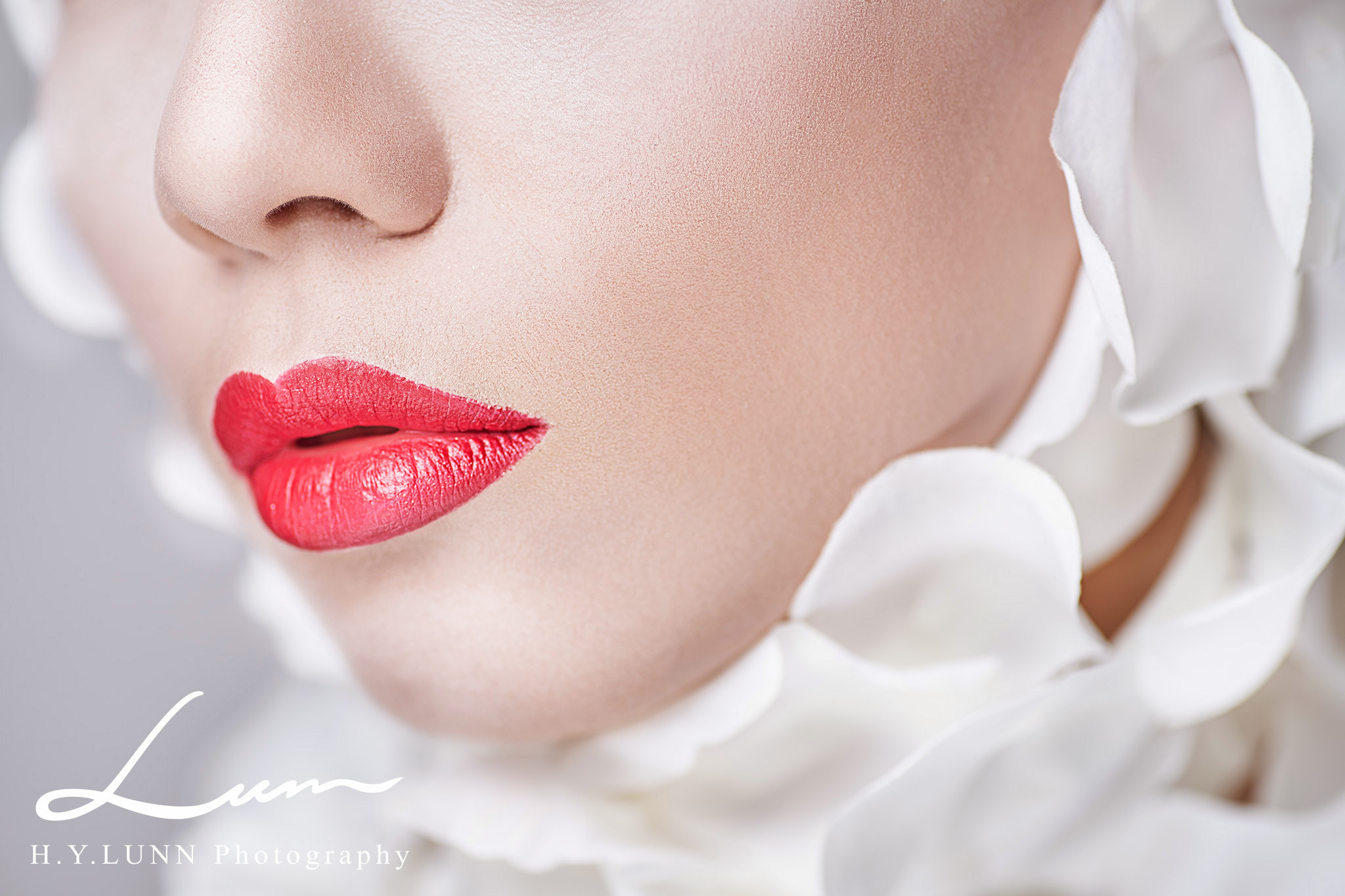 90mm F2.8 sample photo. Red lips photography