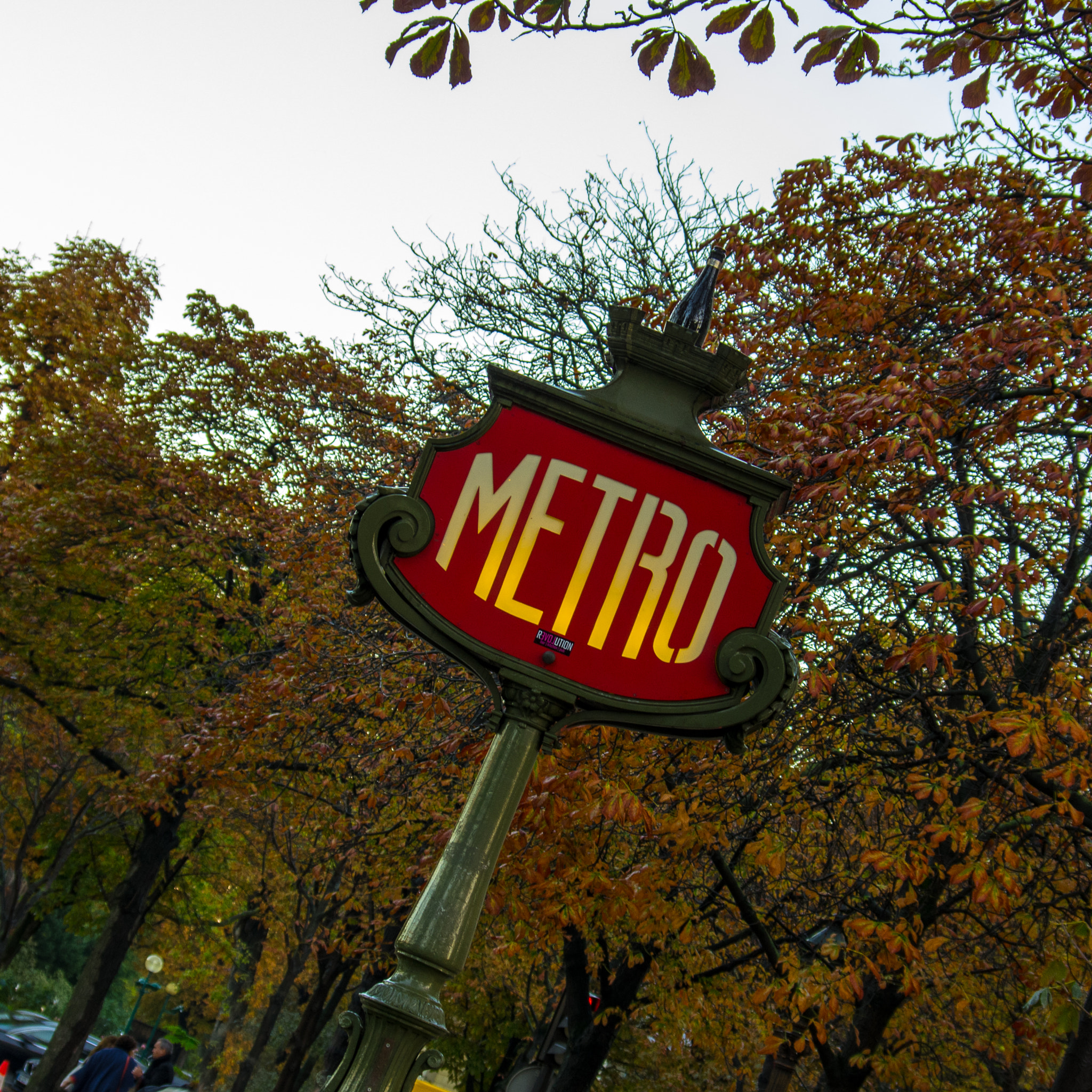 Pentax smc DA 50-200mm F4-5.6 ED WR sample photo. Metro photography