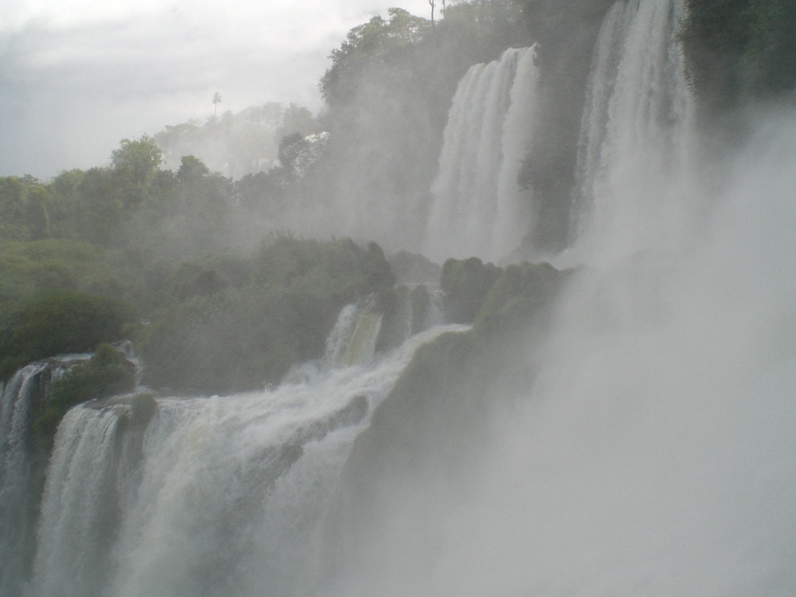 CASIO EX-Z60 sample photo. Iguazú photography