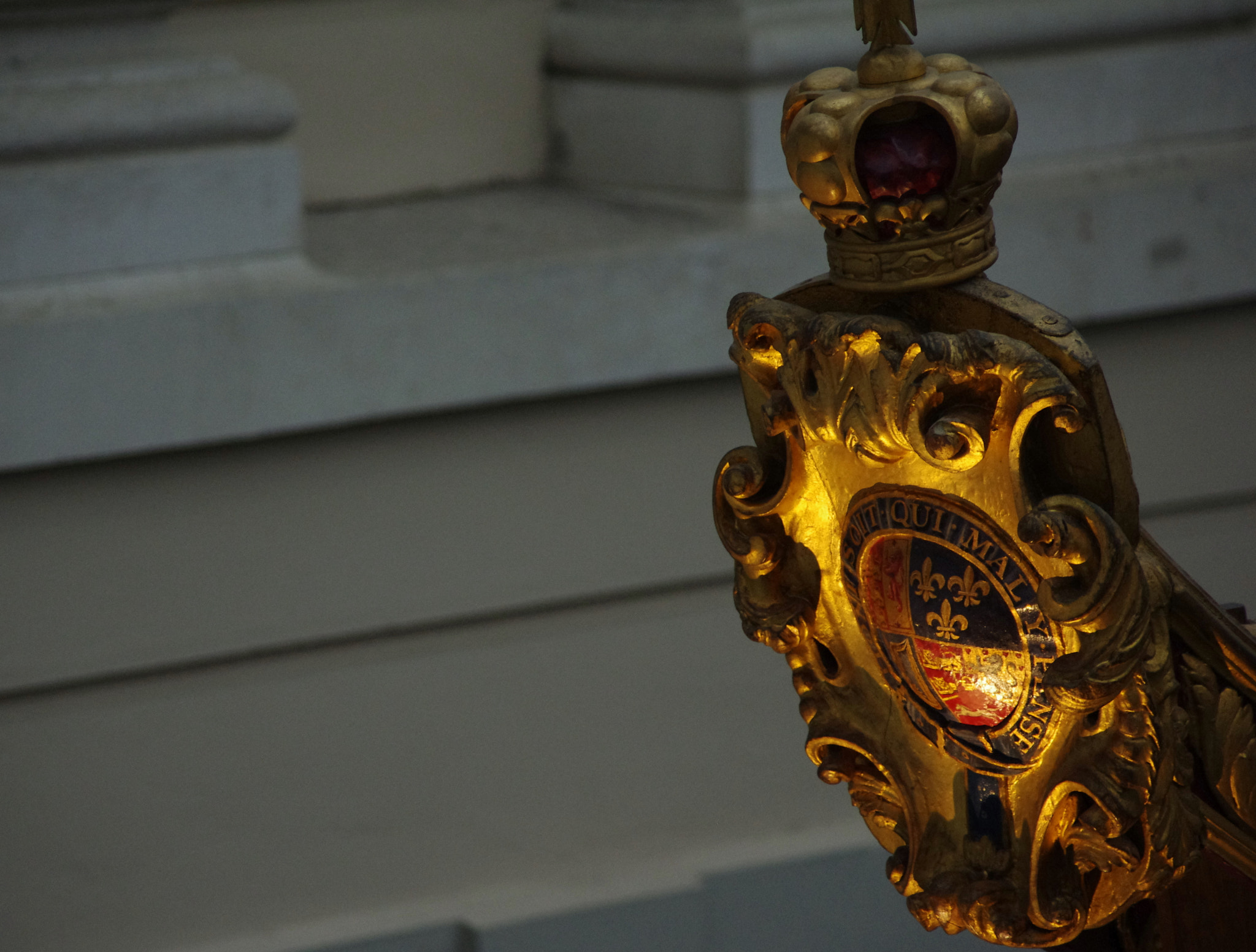 smc PENTAX-DA L 55-300mm F4-5.8 ED sample photo. Illuminated crest photography