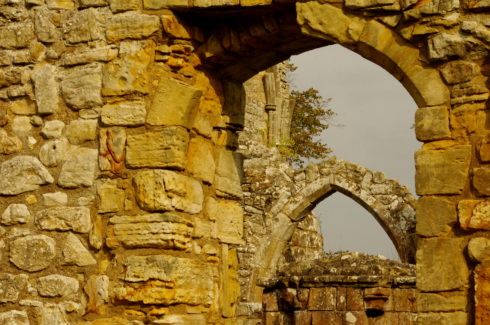 smc PENTAX-DA L 55-300mm F4-5.8 ED sample photo. Ruins at bayham photography