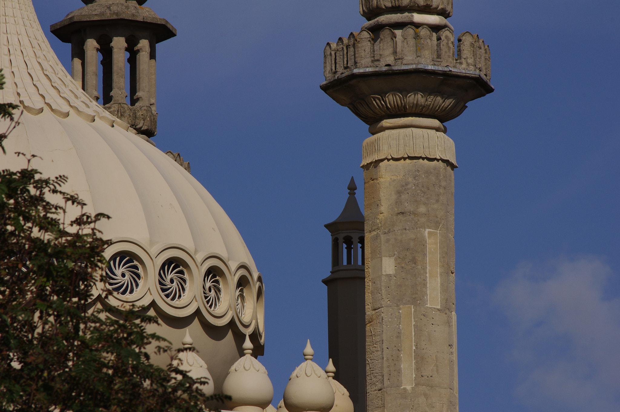 smc PENTAX-DA L 55-300mm F4-5.8 ED sample photo. Domes and spires photography