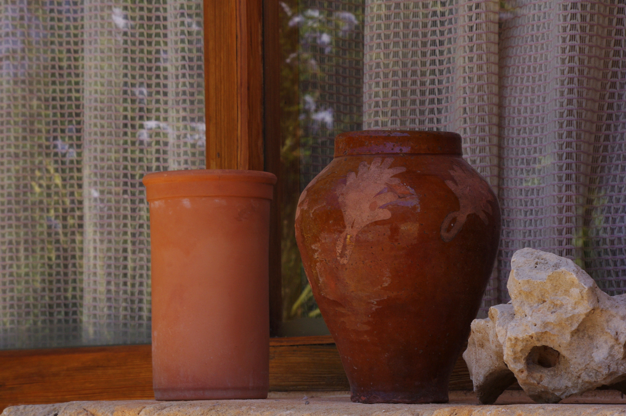 smc PENTAX-DA L 55-300mm F4-5.8 ED sample photo. Terracota pots photography