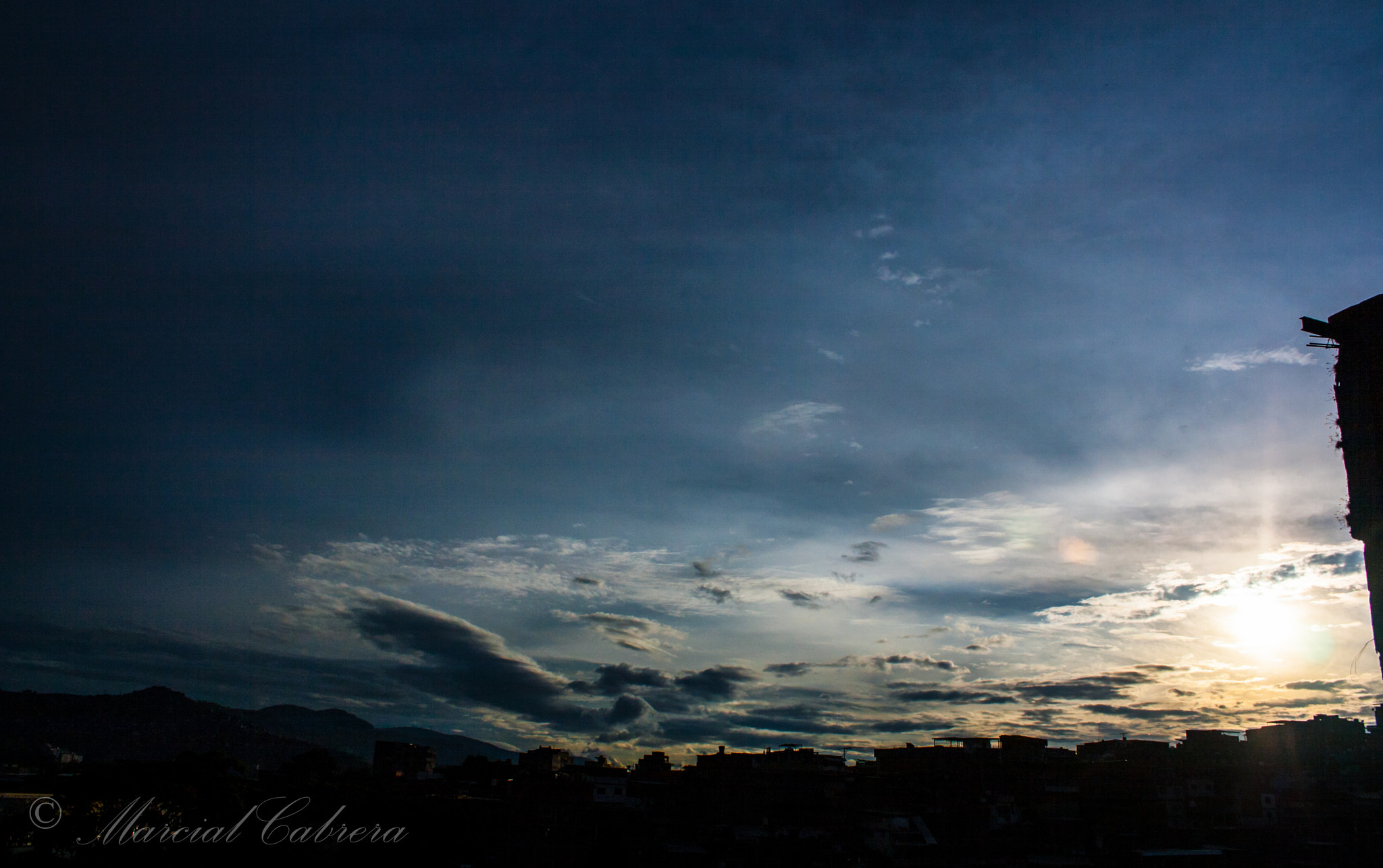 Canon EOS 400D (EOS Digital Rebel XTi / EOS Kiss Digital X) sample photo. Atardecer en caracas.jpg photography