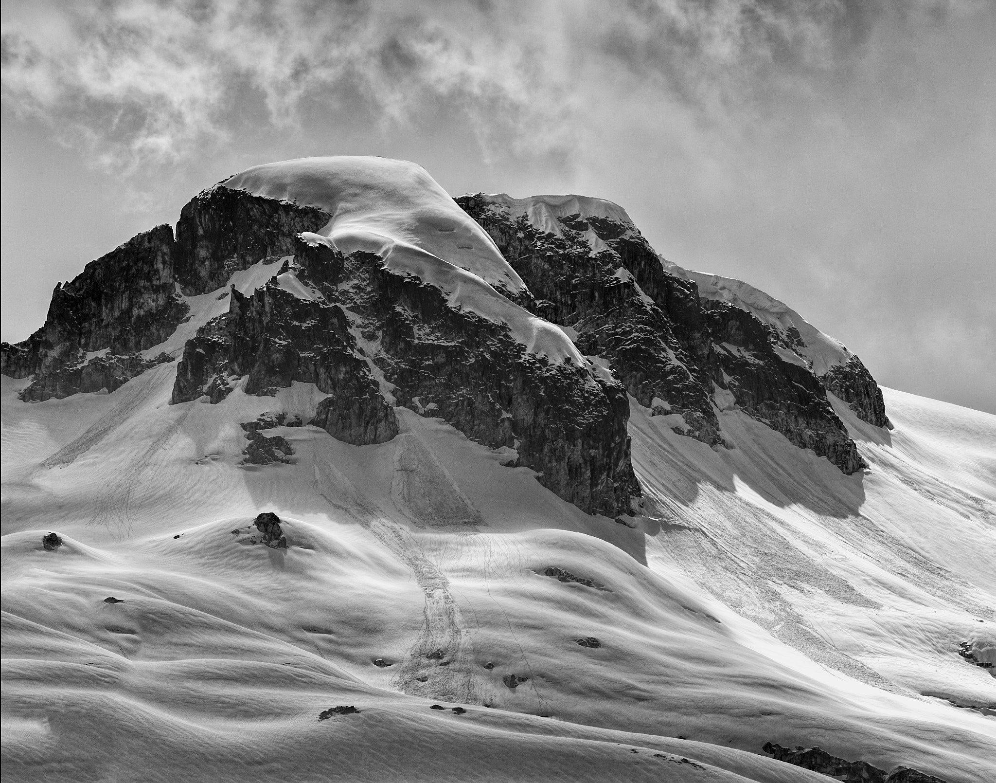 Nikon AF-S Nikkor 300mm F2.8G ED VR II sample photo. Snow capped photography