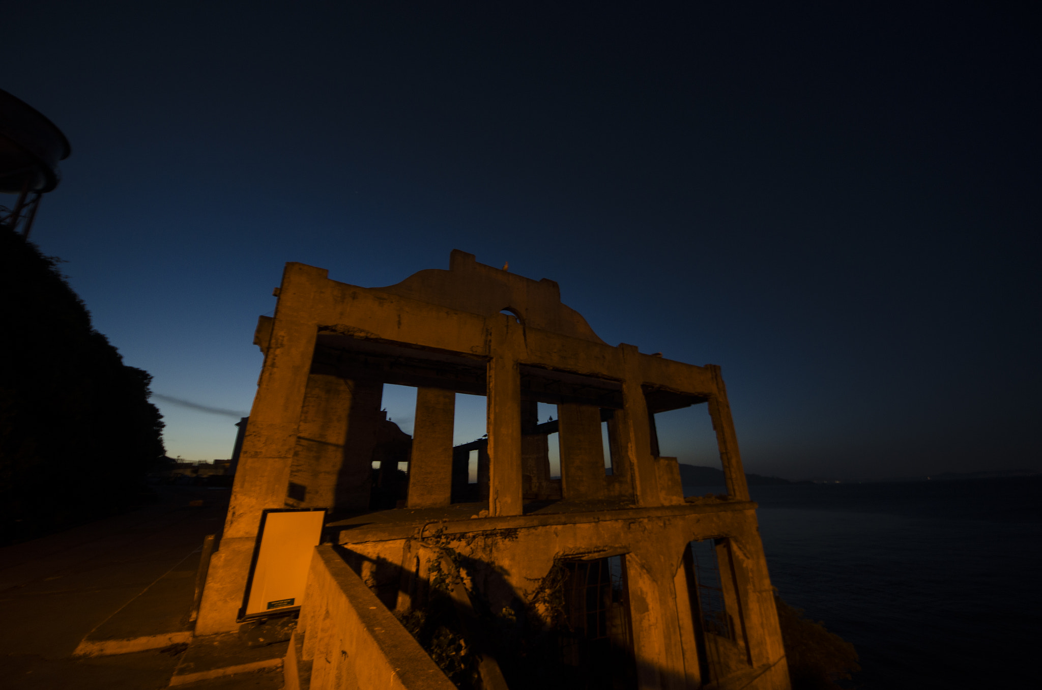Sigma 8-16mm F4.5-5.6 DC HSM sample photo. Alcatraz photography
