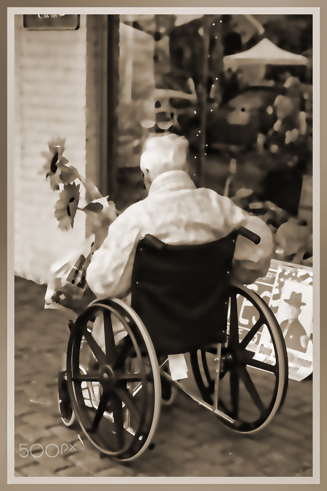 Tamron SP AF 28-105mm f/2.8 LD Aspherical IF sample photo. Elderly man in wheelchair photography
