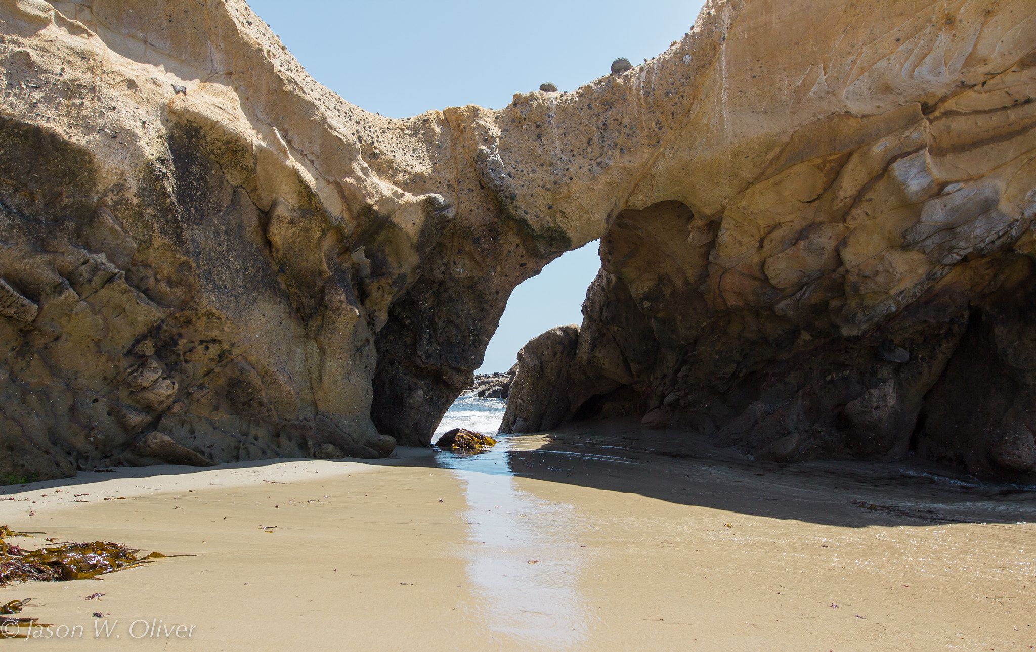 Canon EF 16-35mm F2.8L II USM sample photo. Passage photography
