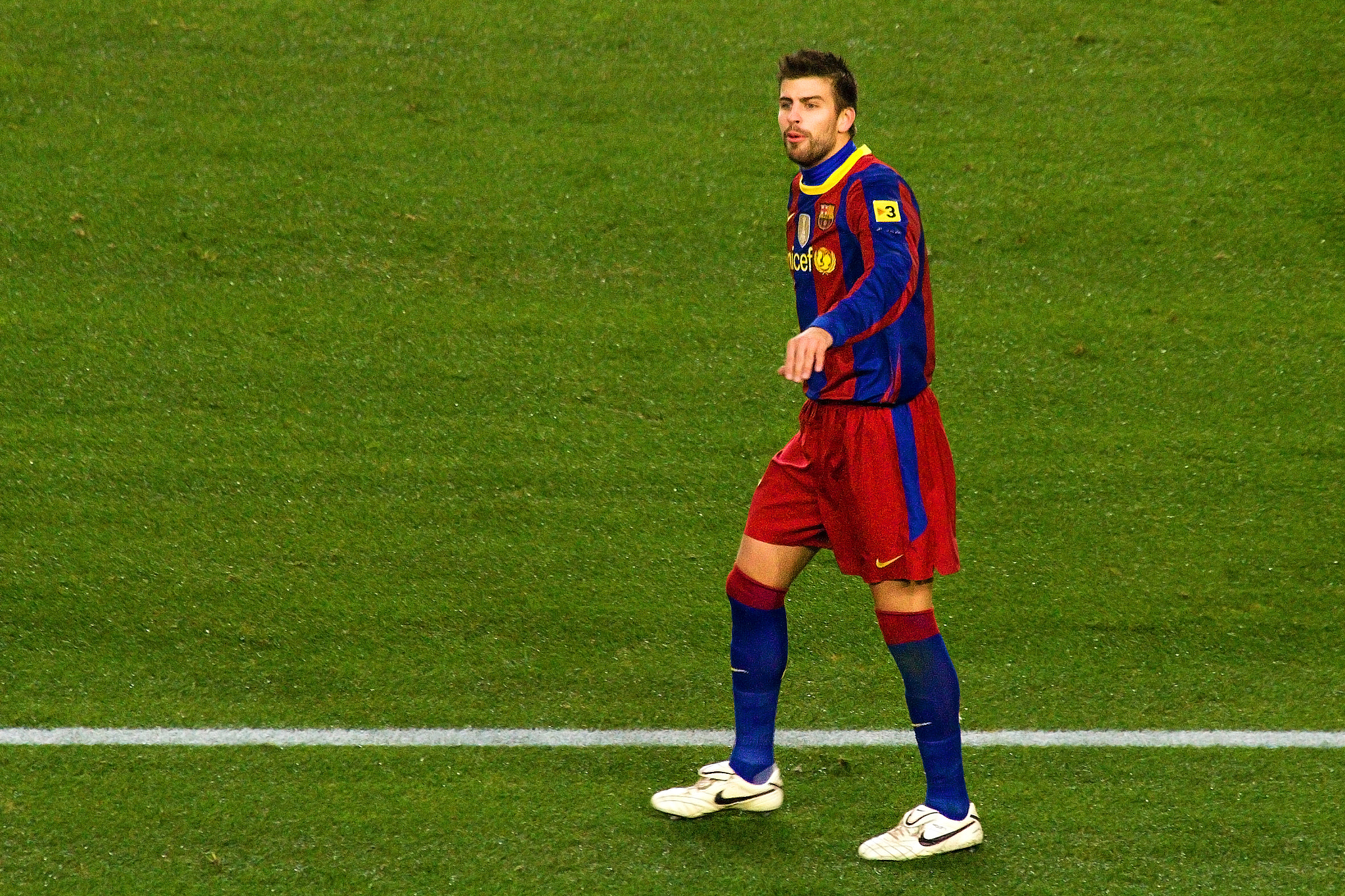 Canon EF 75-300mm F4.0-5.6 IS USM sample photo. #3 gerard piqué photography