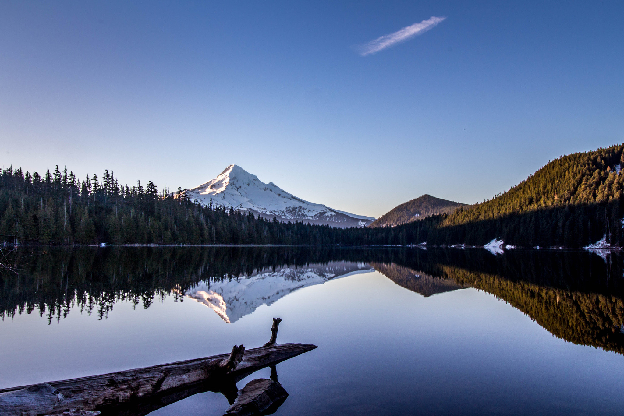 Canon EF-S 10-18mm F4.5–5.6 IS STM sample photo. Lost lake photography