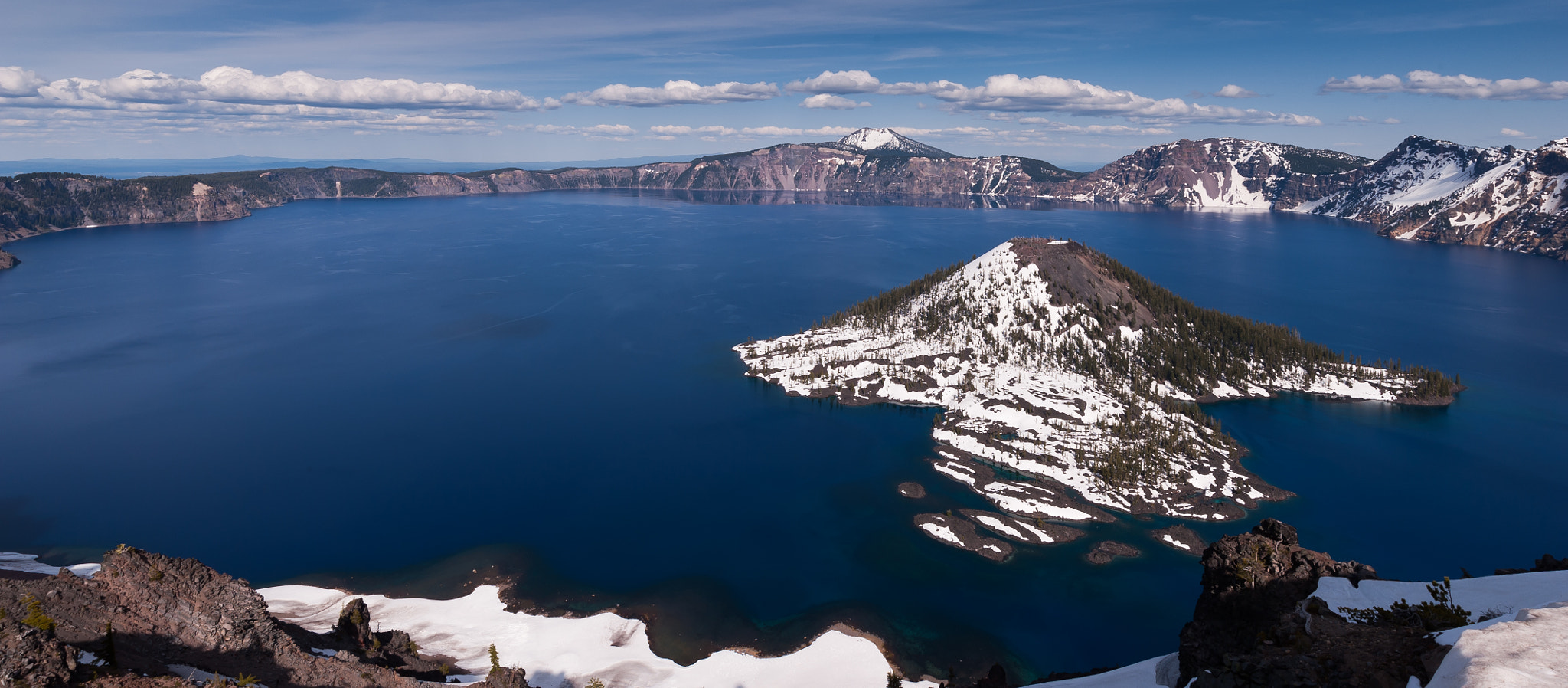 Nikon AF-S Nikkor 18-35mm F3.5-4.5G ED sample photo. Crater lake.jpg photography