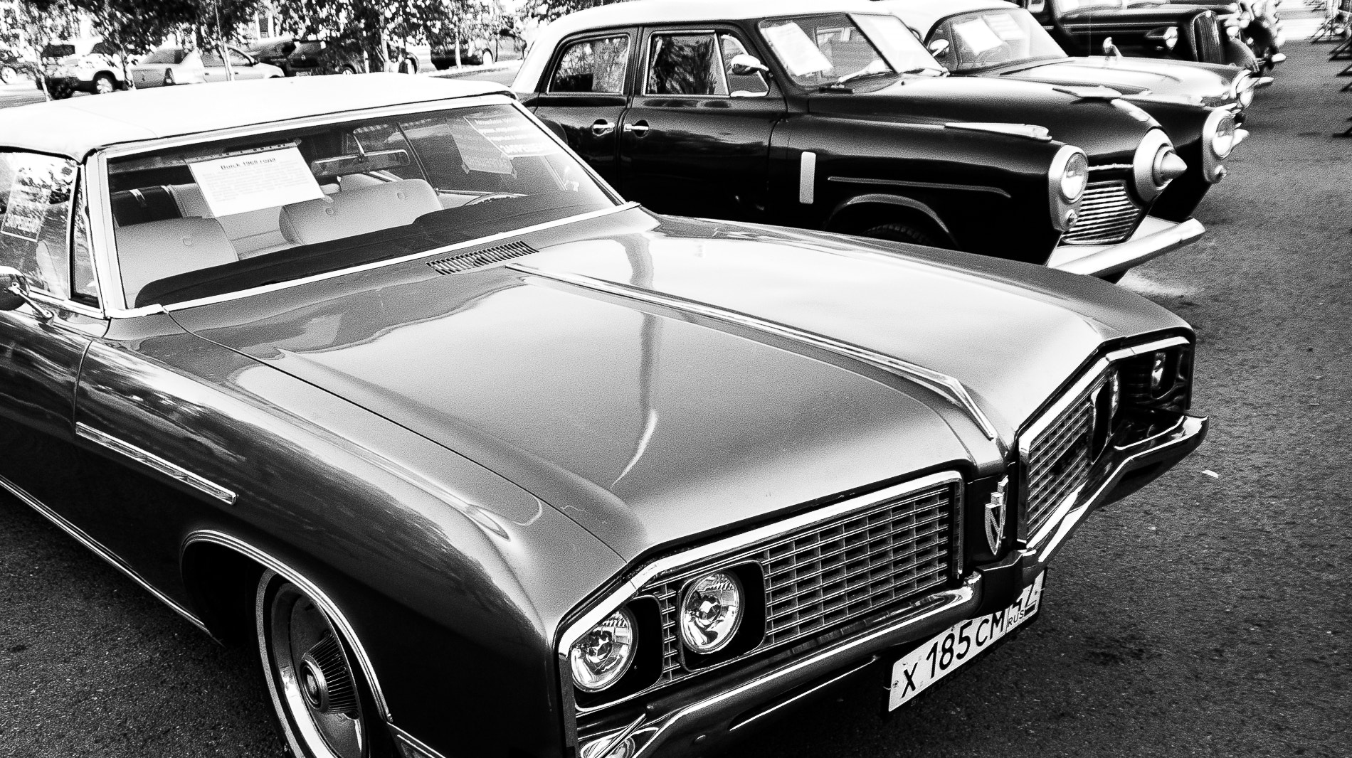 Minolta AF 28-80mm F3.5-5.6 II sample photo. Buick and studebaker photography