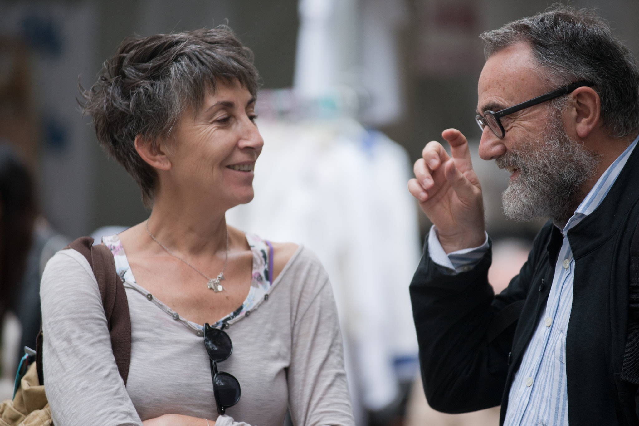 AF-S Zoom-Nikkor 80-200mm f/2.8D IF-ED sample photo. Candid moment, village saint paul photography