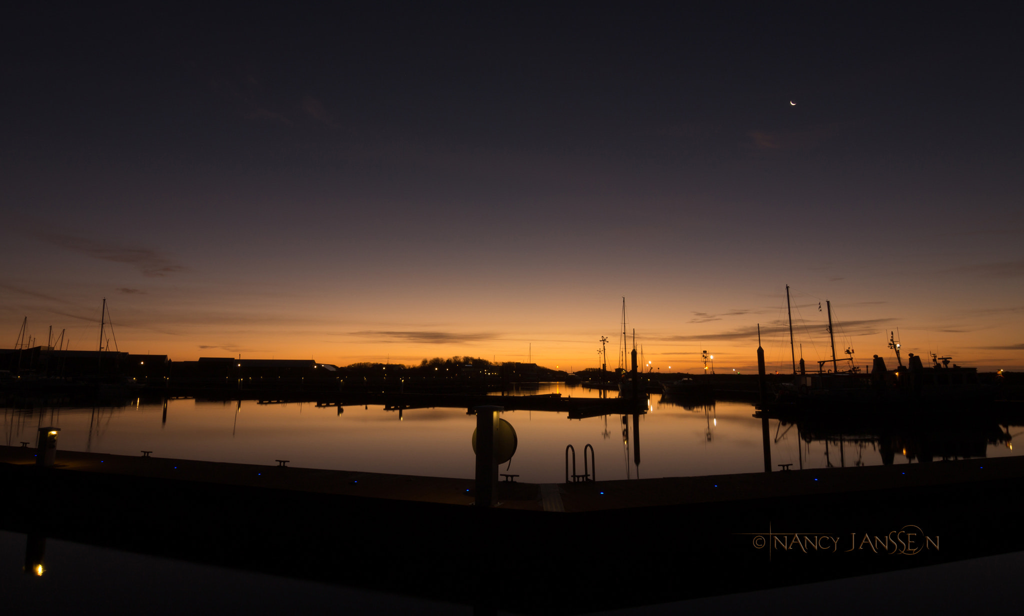 Tokina AT-X 12-28mm F4 Pro DX sample photo. At the crack of dawn photography