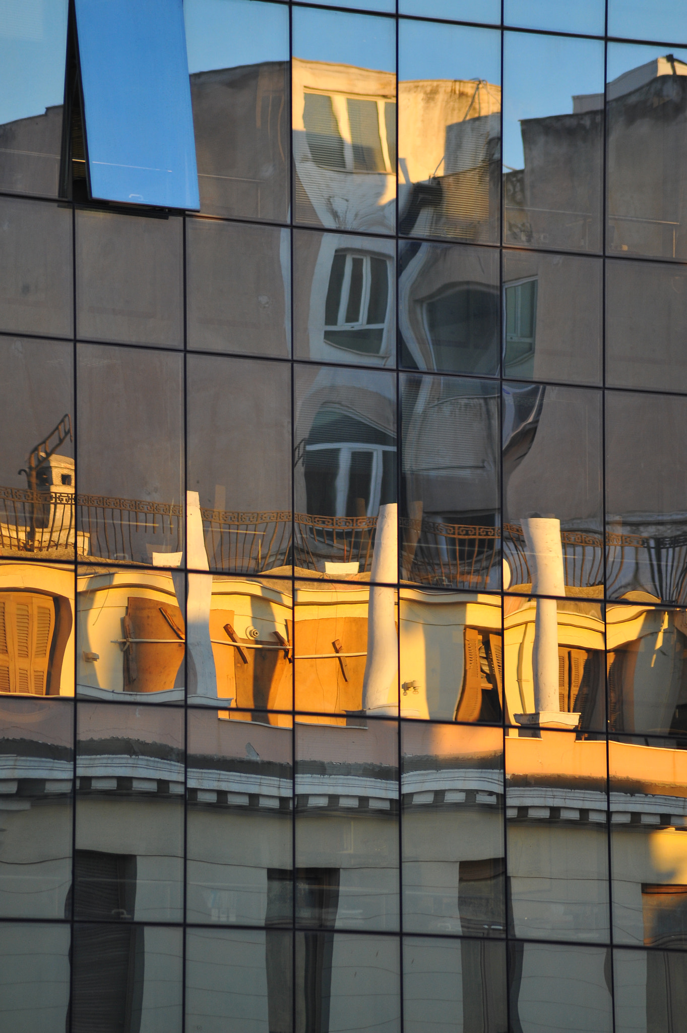 AF Zoom-Nikkor 70-300mm f/4-5.6D ED sample photo. An open window destroys reflection.jpg photography