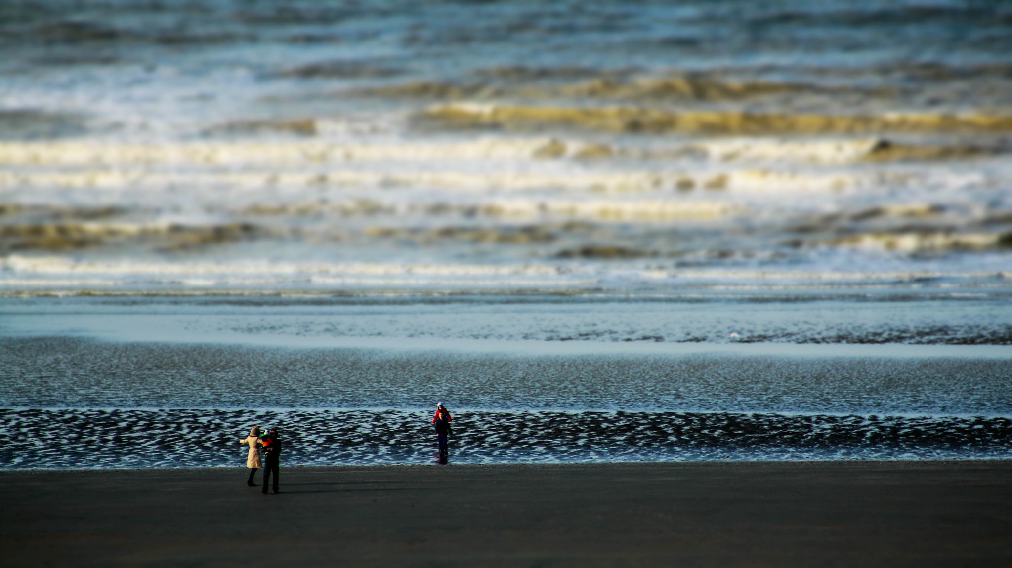 Canon EF 100-300mm F4.5-5.6 USM sample photo. La mer du nord photography