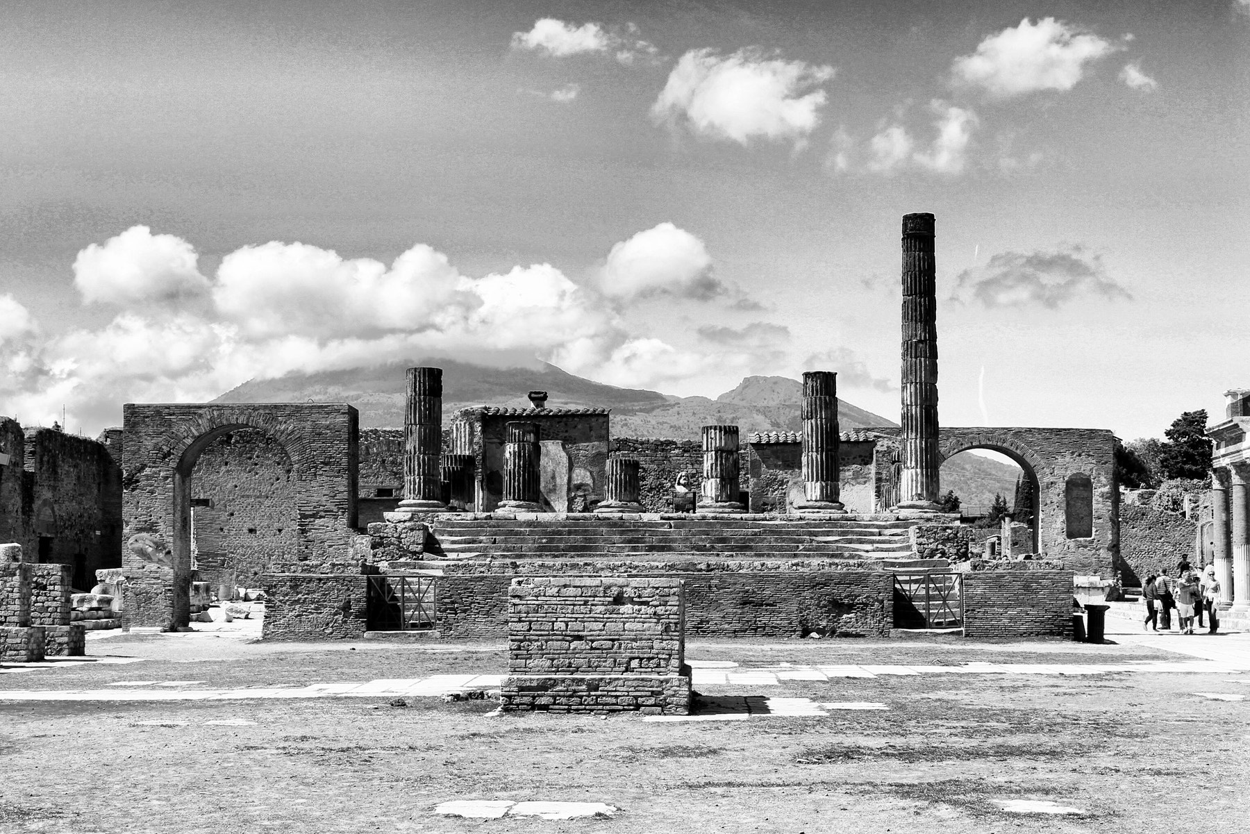 Canon EOS 1100D (EOS Rebel T3 / EOS Kiss X50) sample photo. Historical ruins@pompeii photography