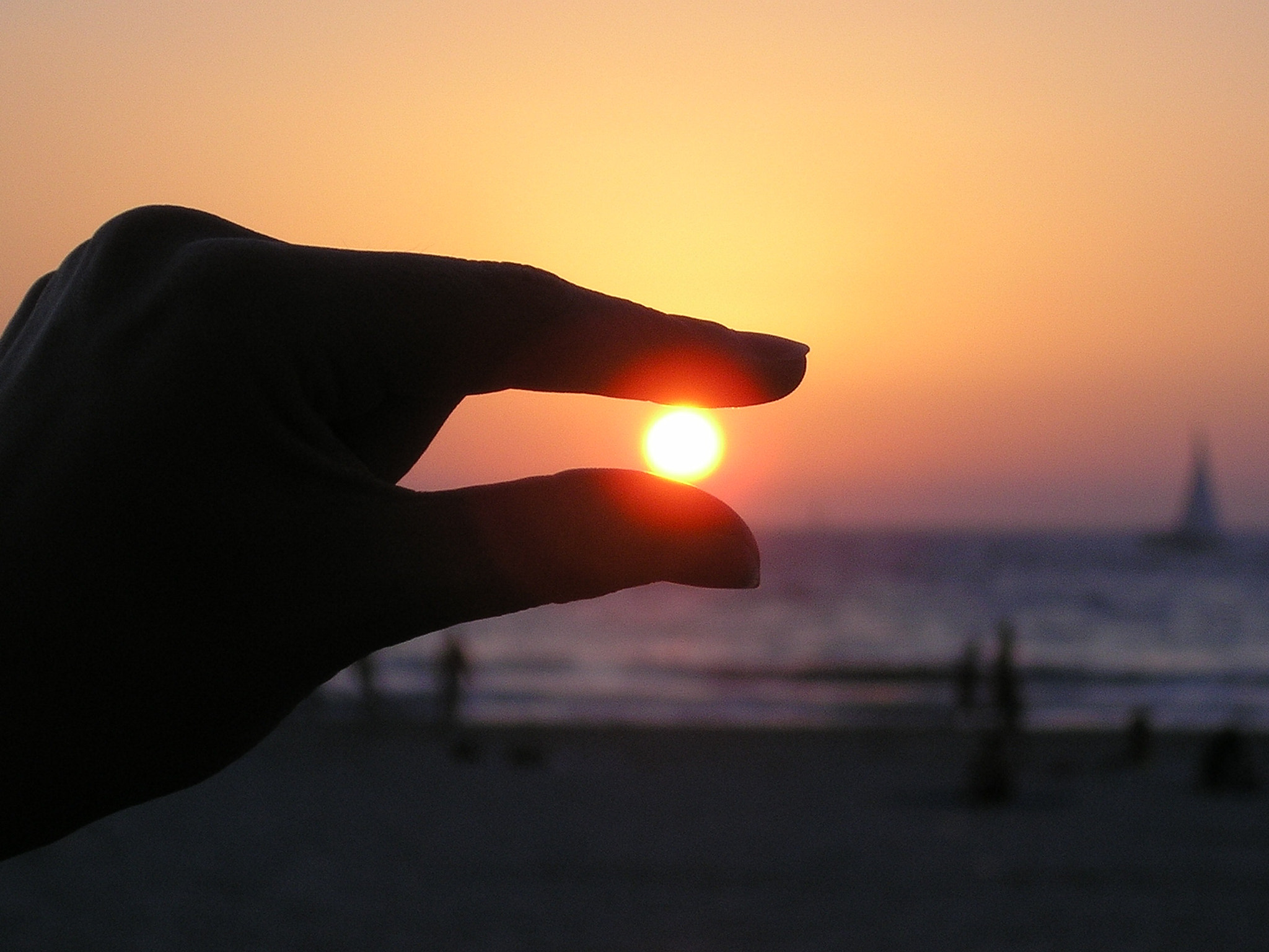 Olympus C5060WZ sample photo. My sun diamond photography