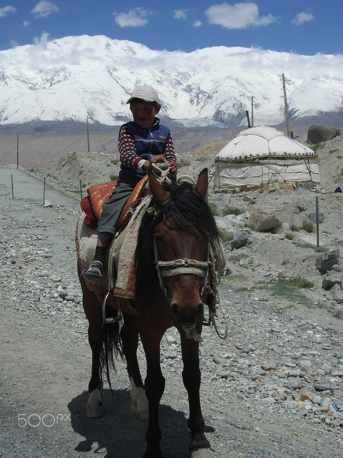 Ricoh Caplio R5 sample photo. Learner cowboy photography