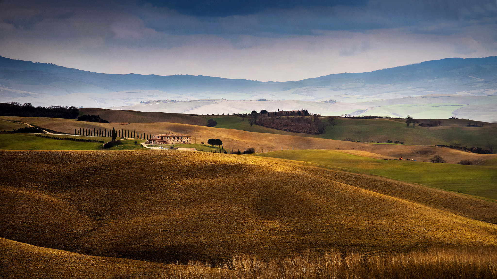 Sigma 70-200mm F2.8 EX DG Macro HSM II sample photo. Crete senesi photography