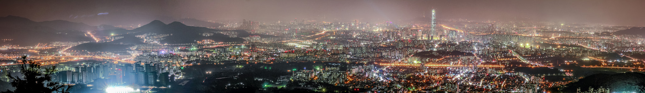 Saumsun NX 16-50mm F2-2.8 S ED OIS sample photo. See panoramic night view of seoul photography
