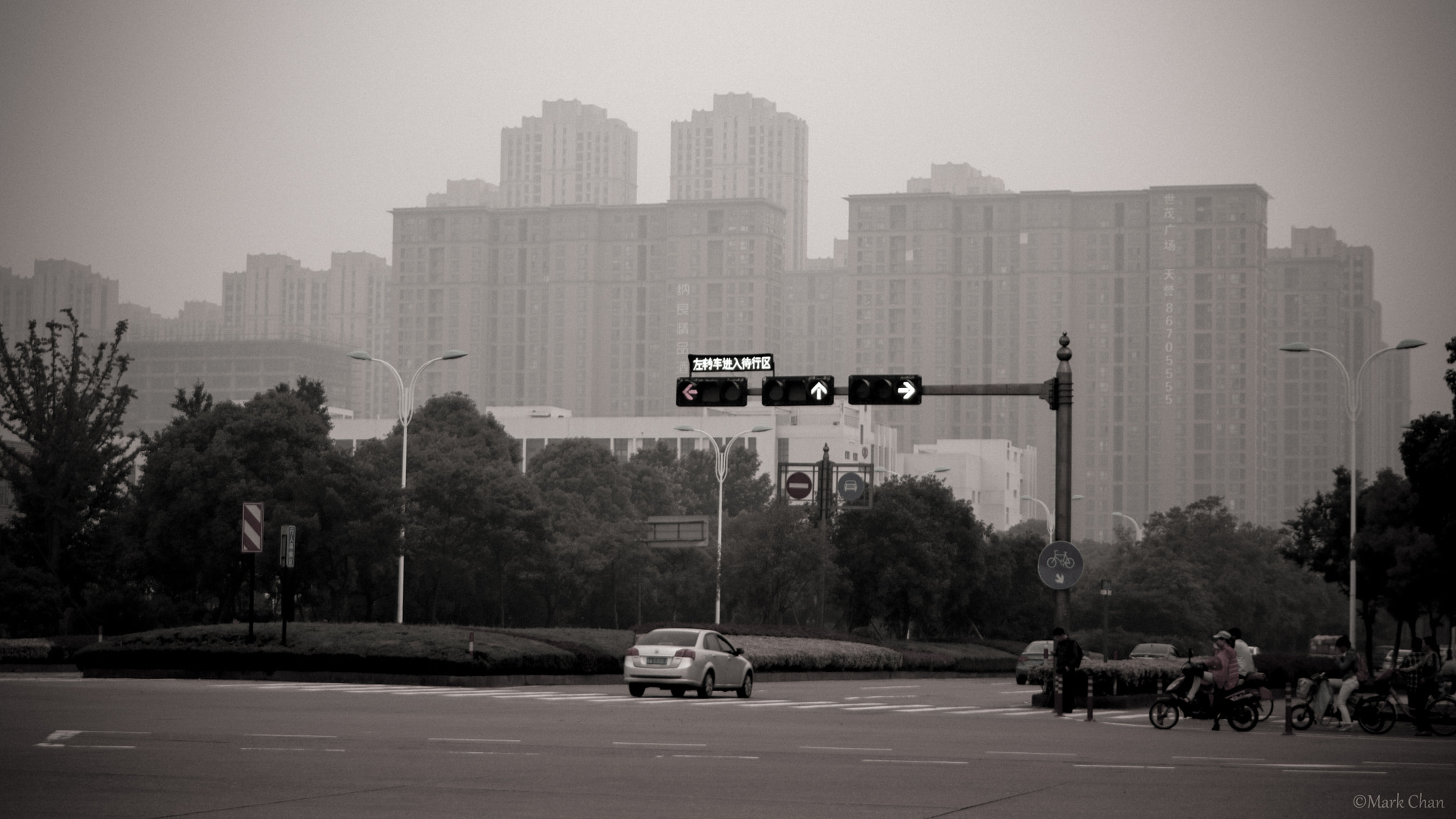 Canon EF 38-76mm f/4.5-5.6 sample photo. The street at hangzhou，china photography